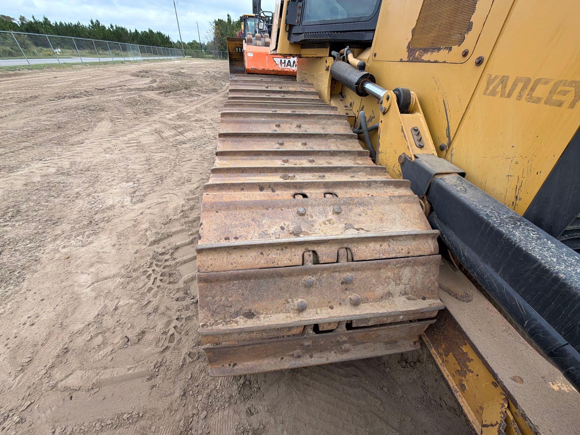 2016 John Deere D6K2