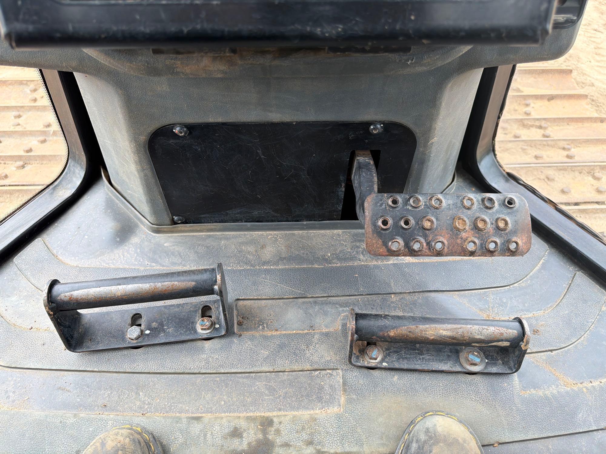 2016 John Deere D6K2