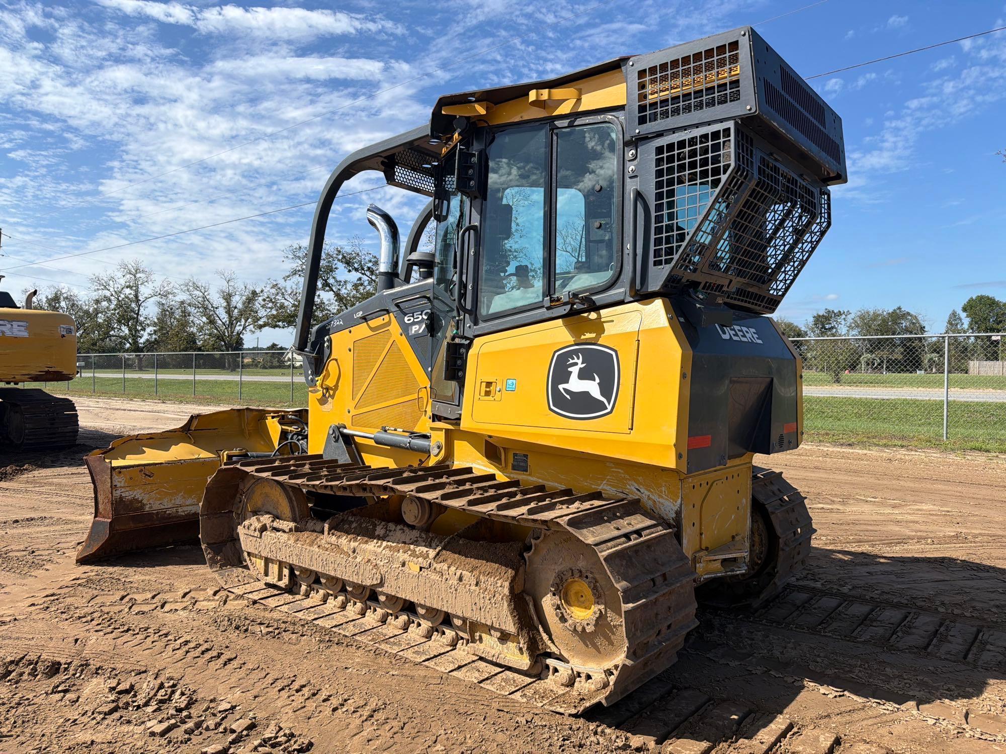 2023 John Deere 650P