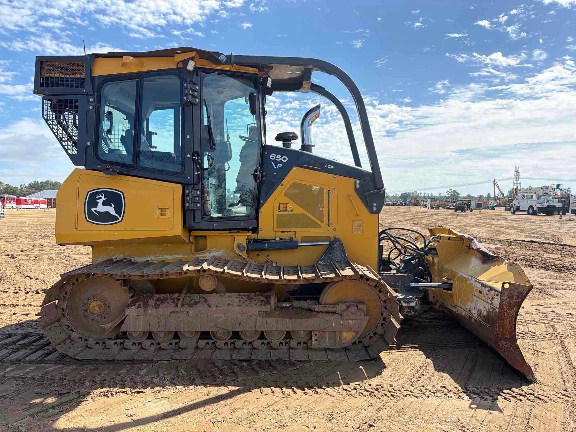2023 John Deere 650P