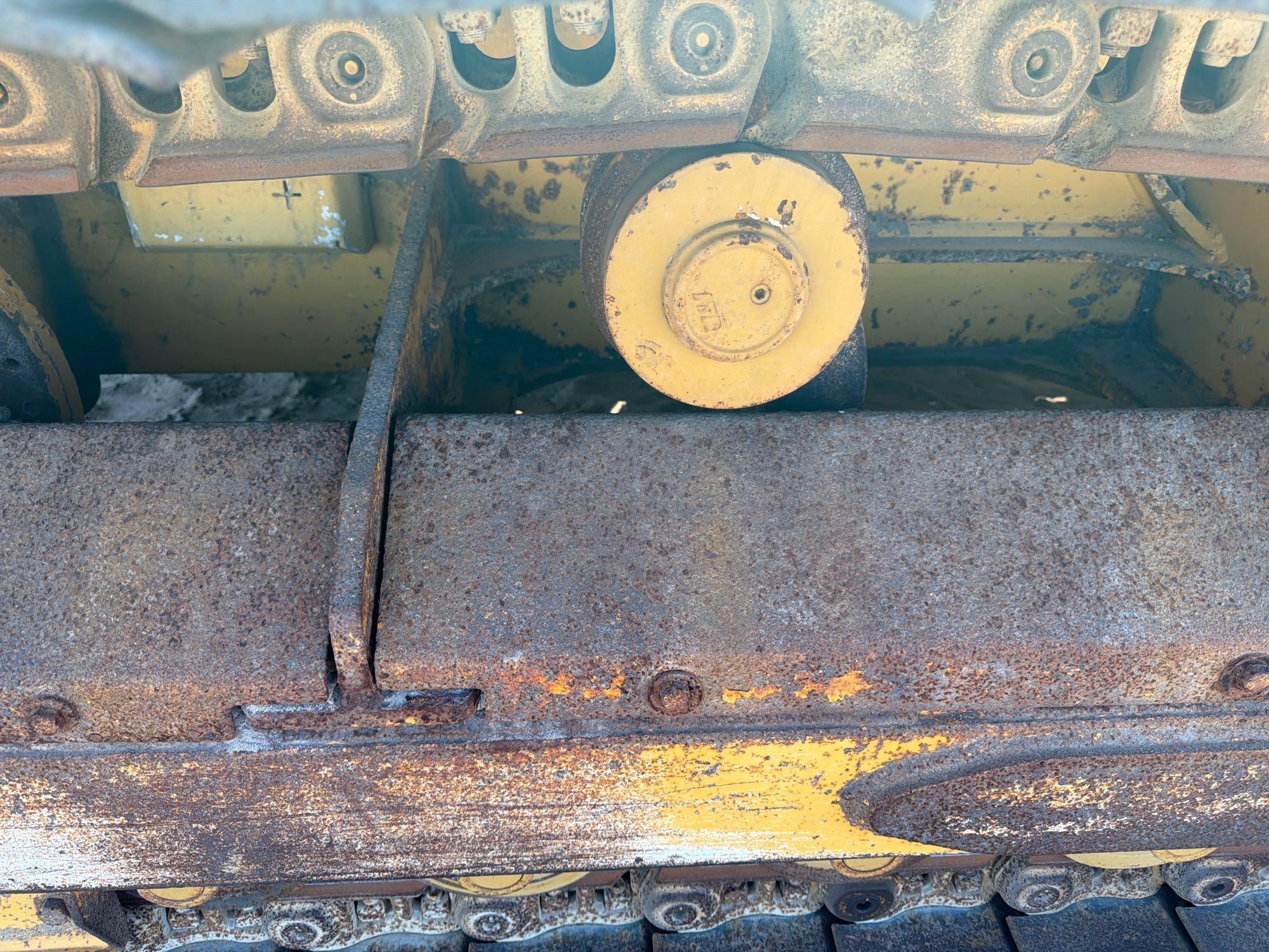 John Deere 650K LGP