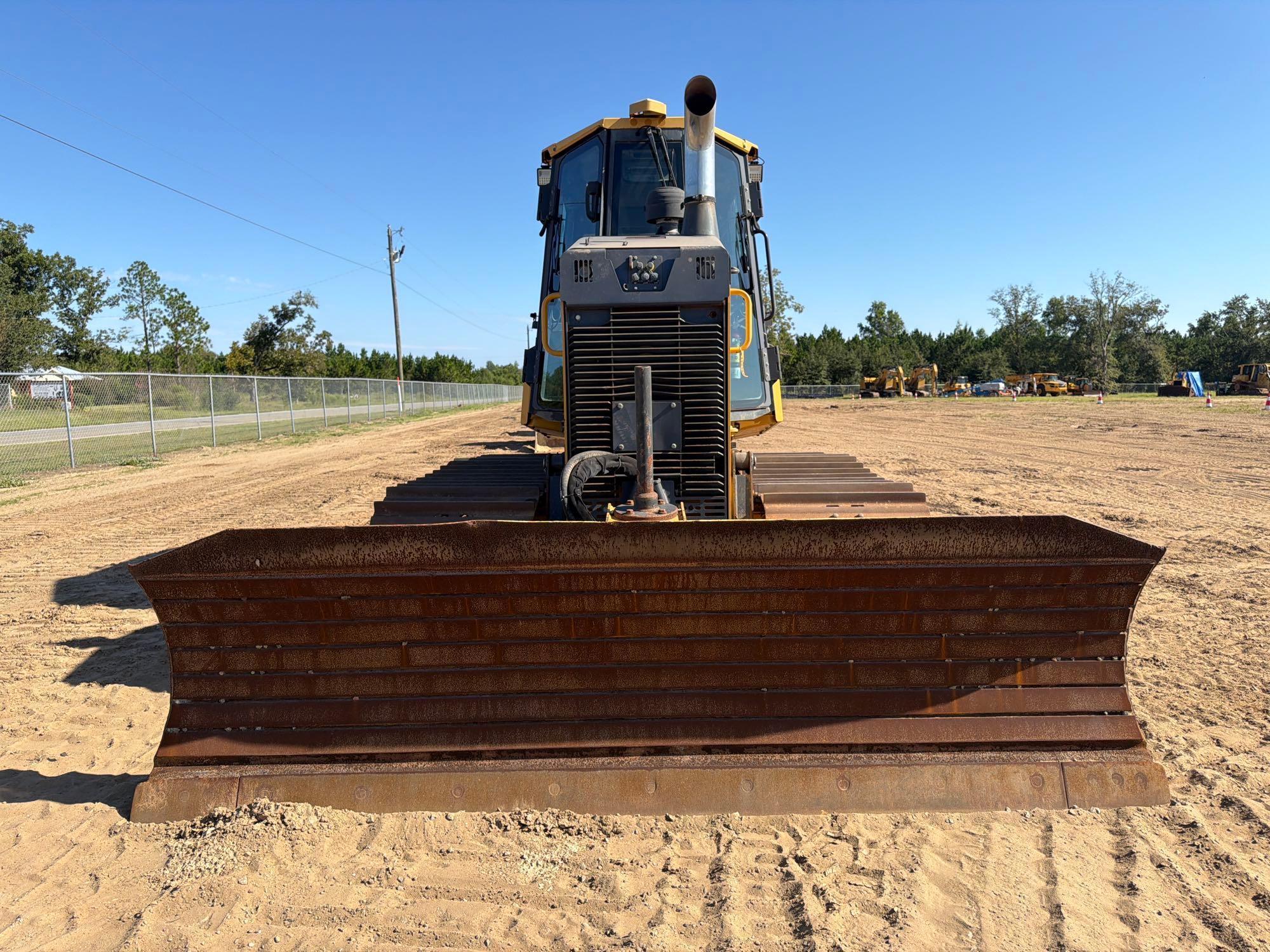 John Deere 650K LGP