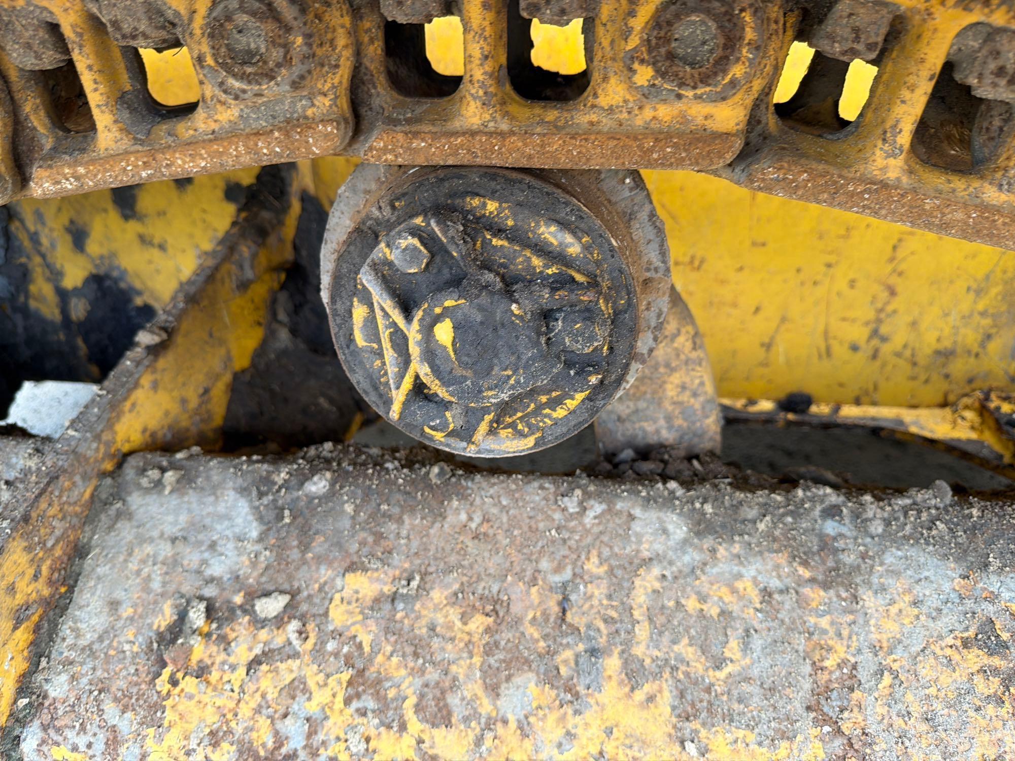 2021 John Deere 450