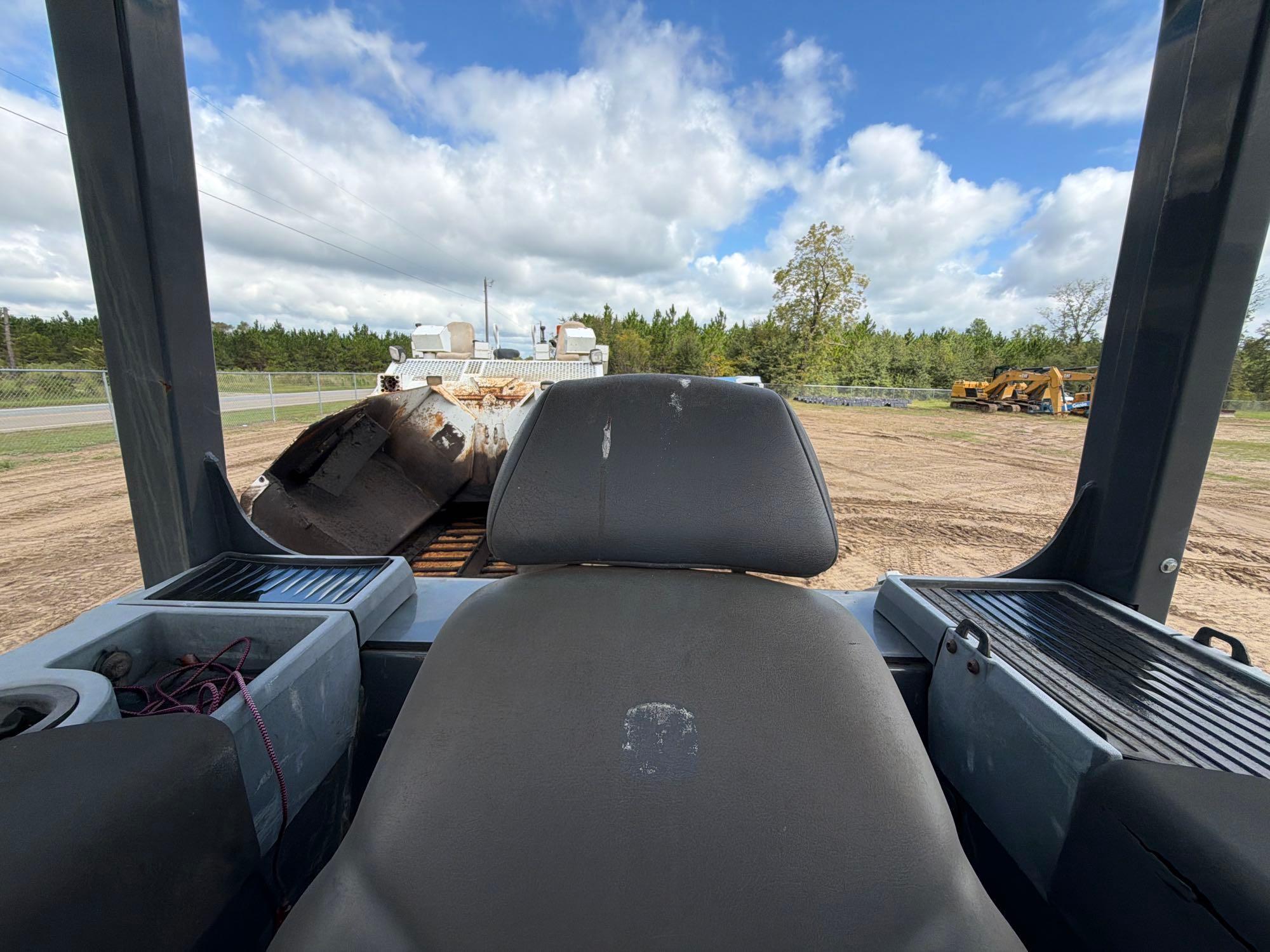 2021 John Deere 450