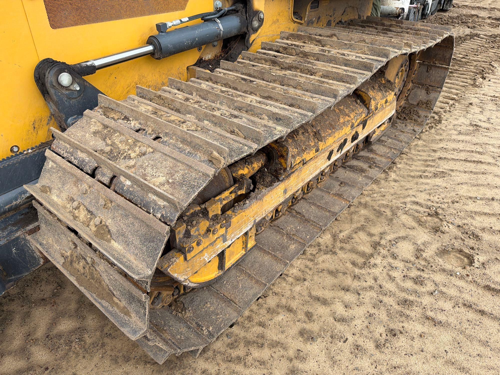 2021 John Deere 450