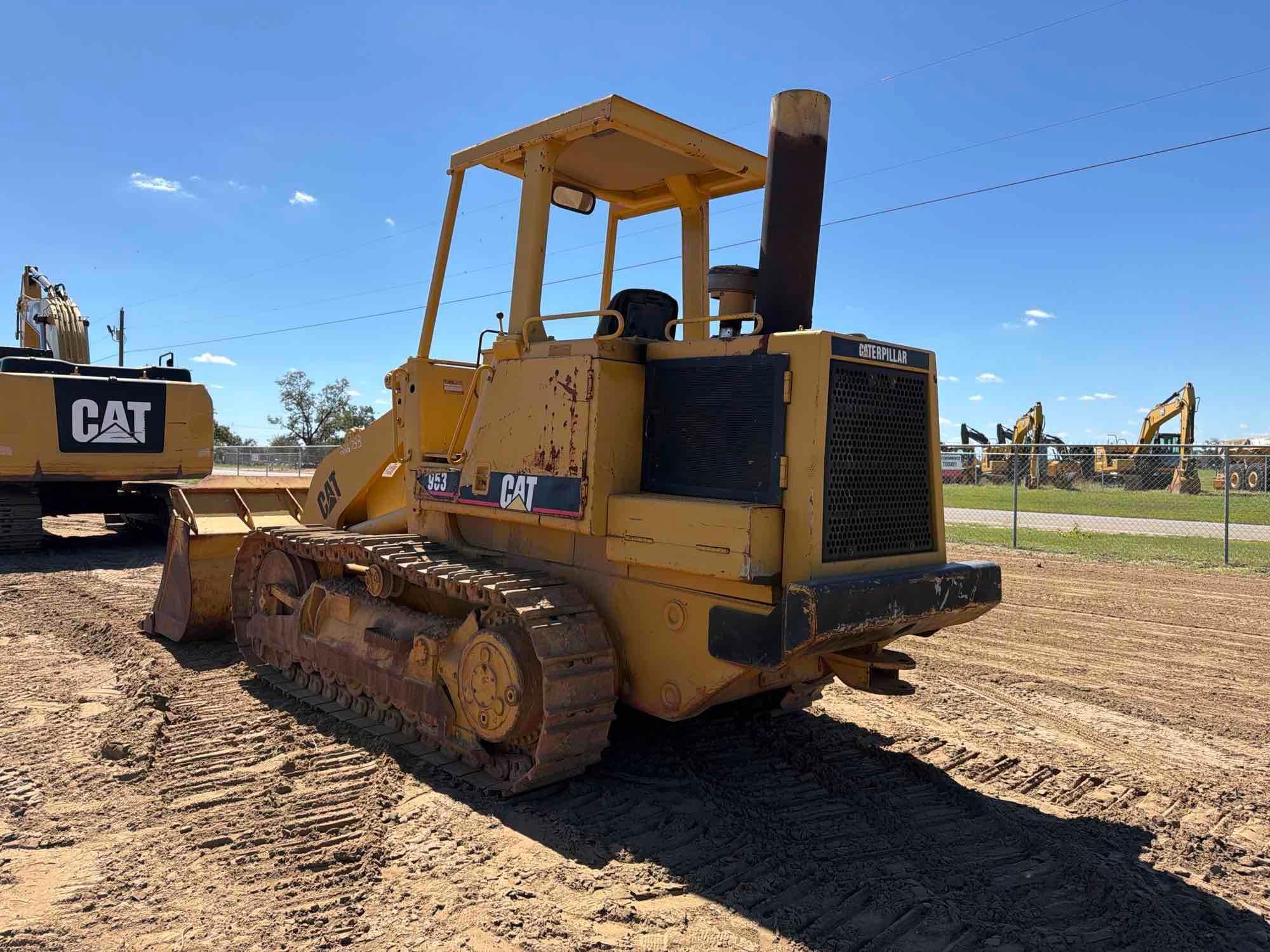 1985 Caterpillar 953