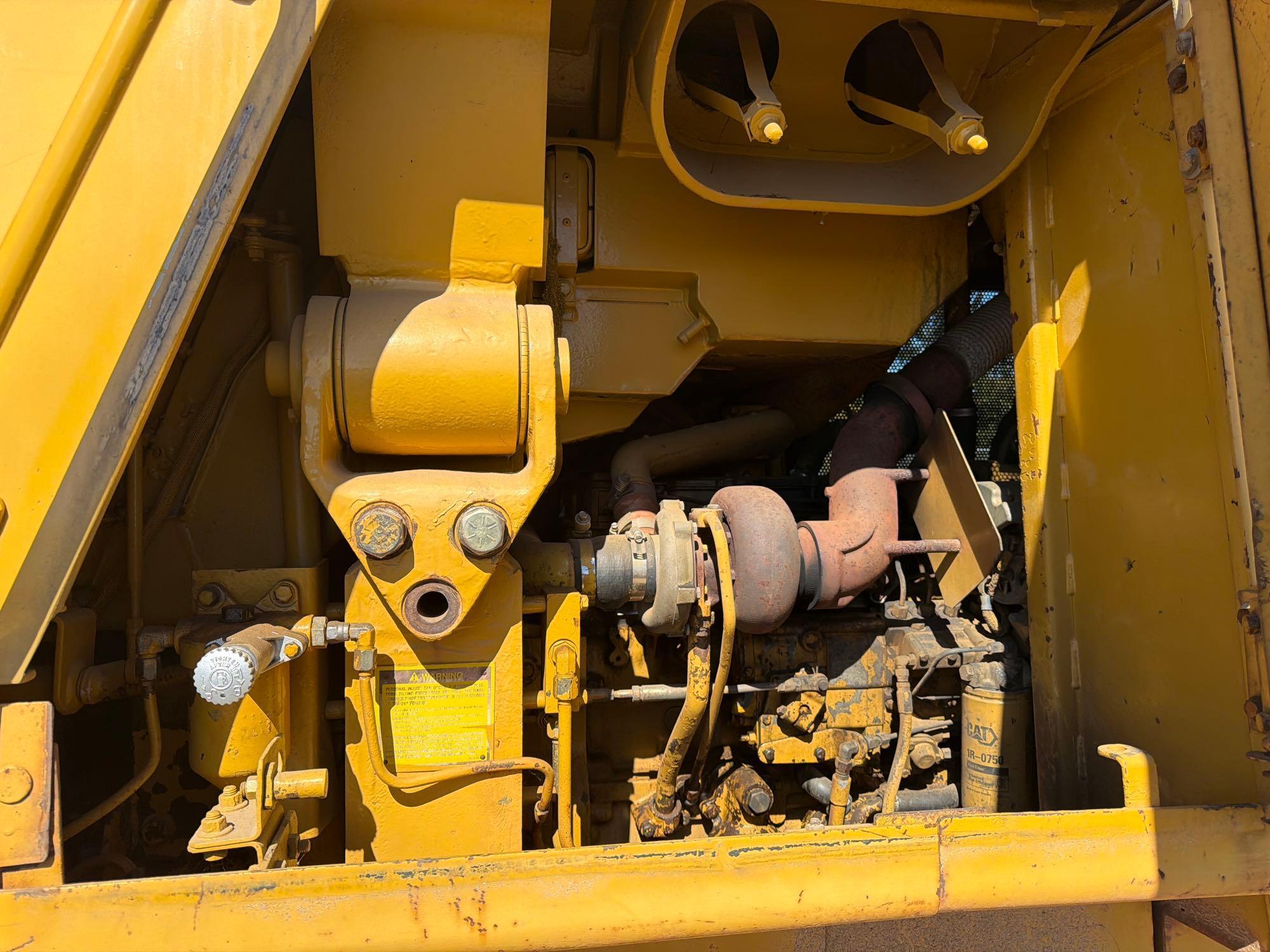 1985 Caterpillar 953
