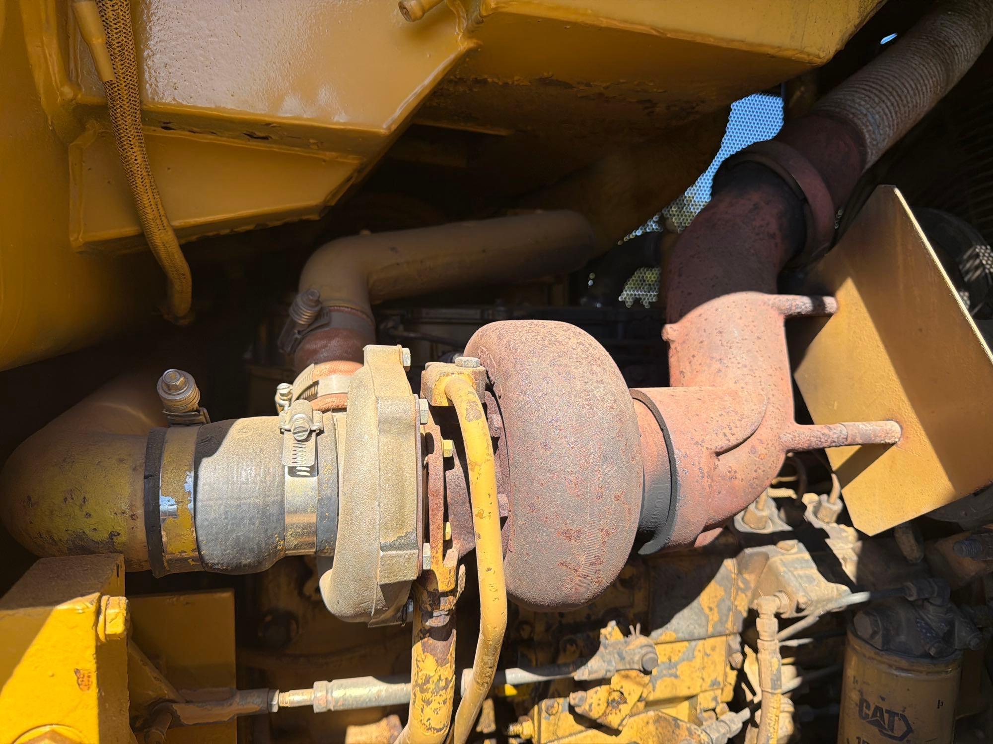 1985 Caterpillar 953