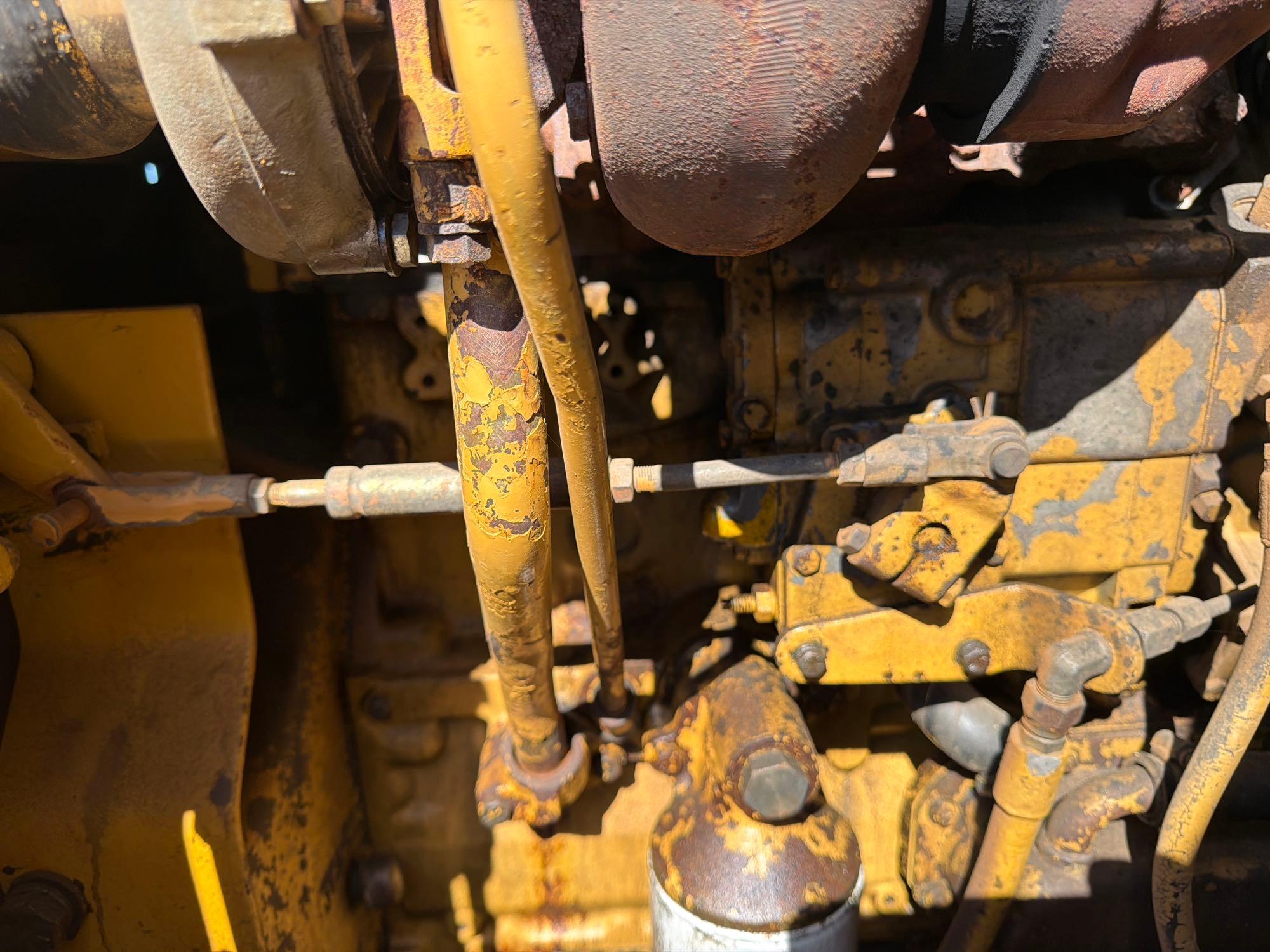 1985 Caterpillar 953