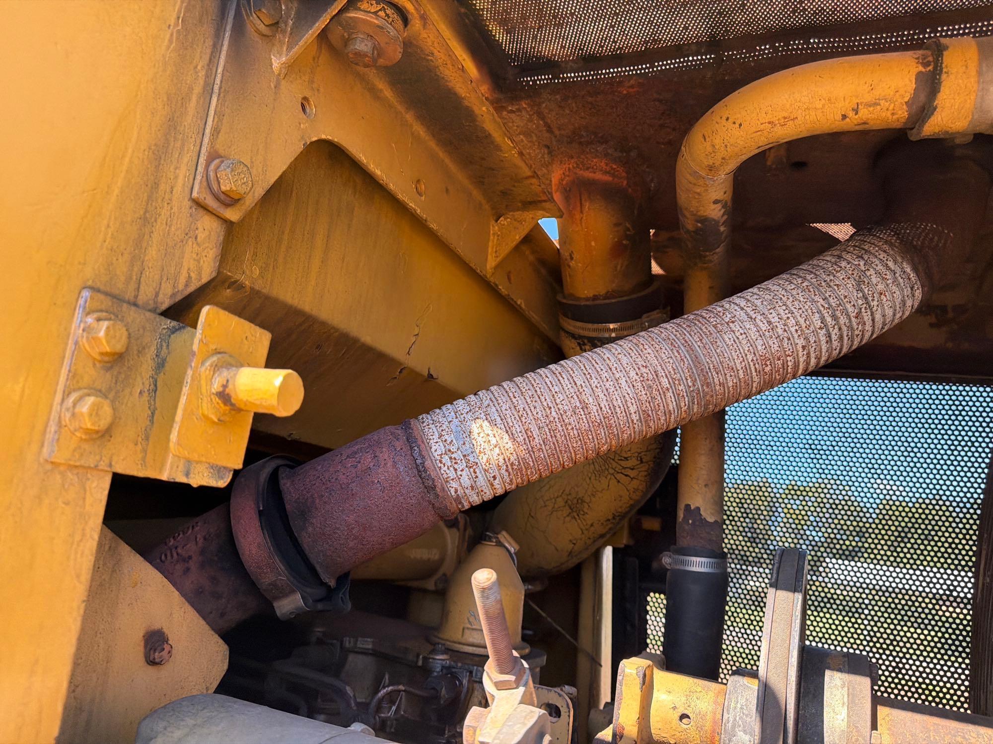 1985 Caterpillar 953