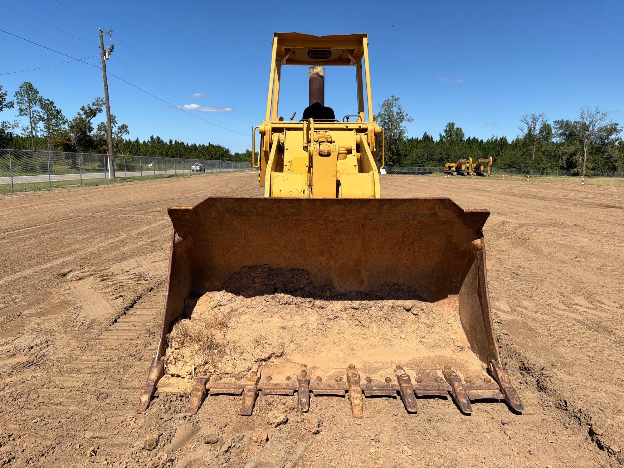 1985 Caterpillar 953
