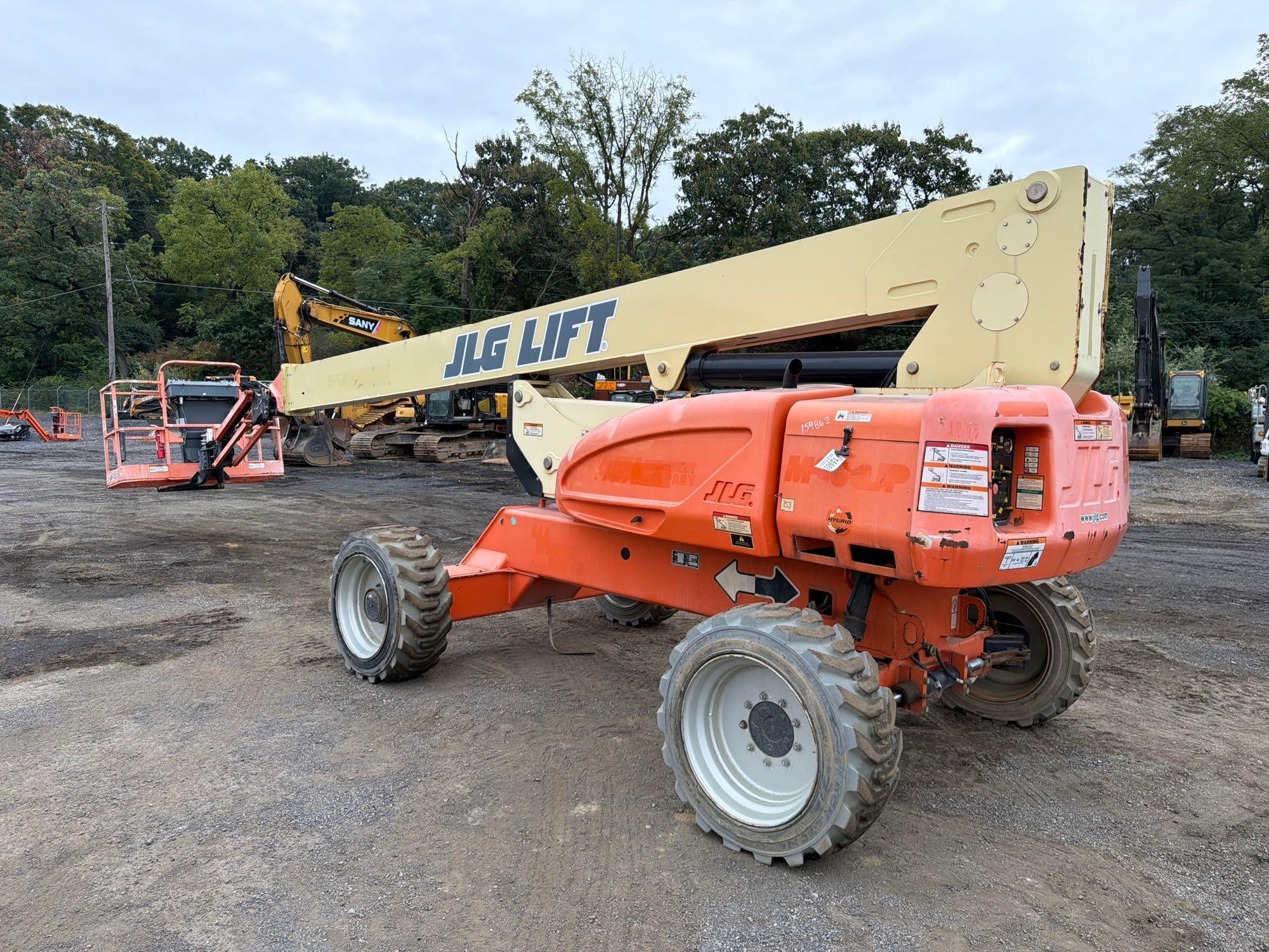 JLG M600JP