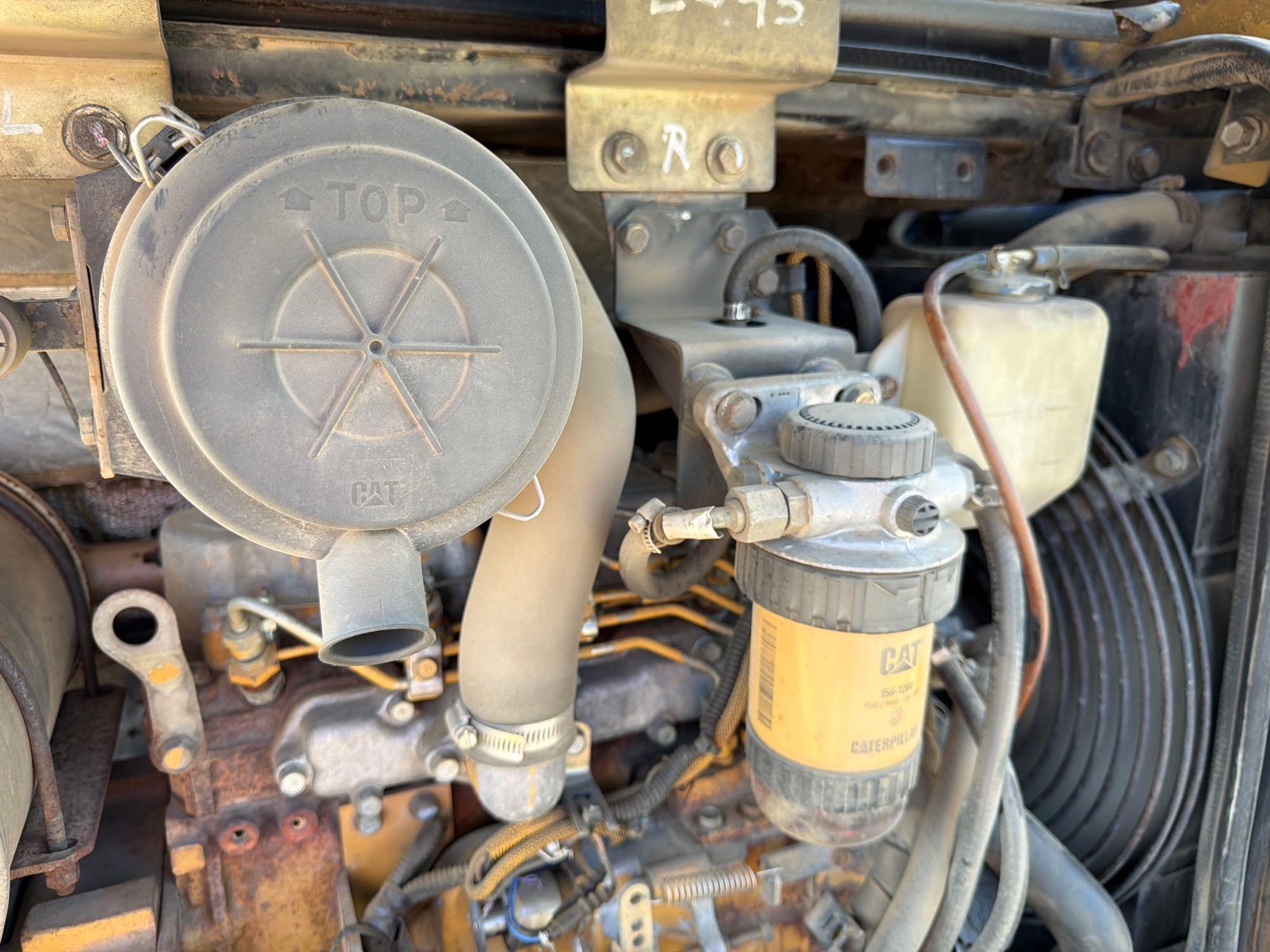 2005 Caterpillar 304