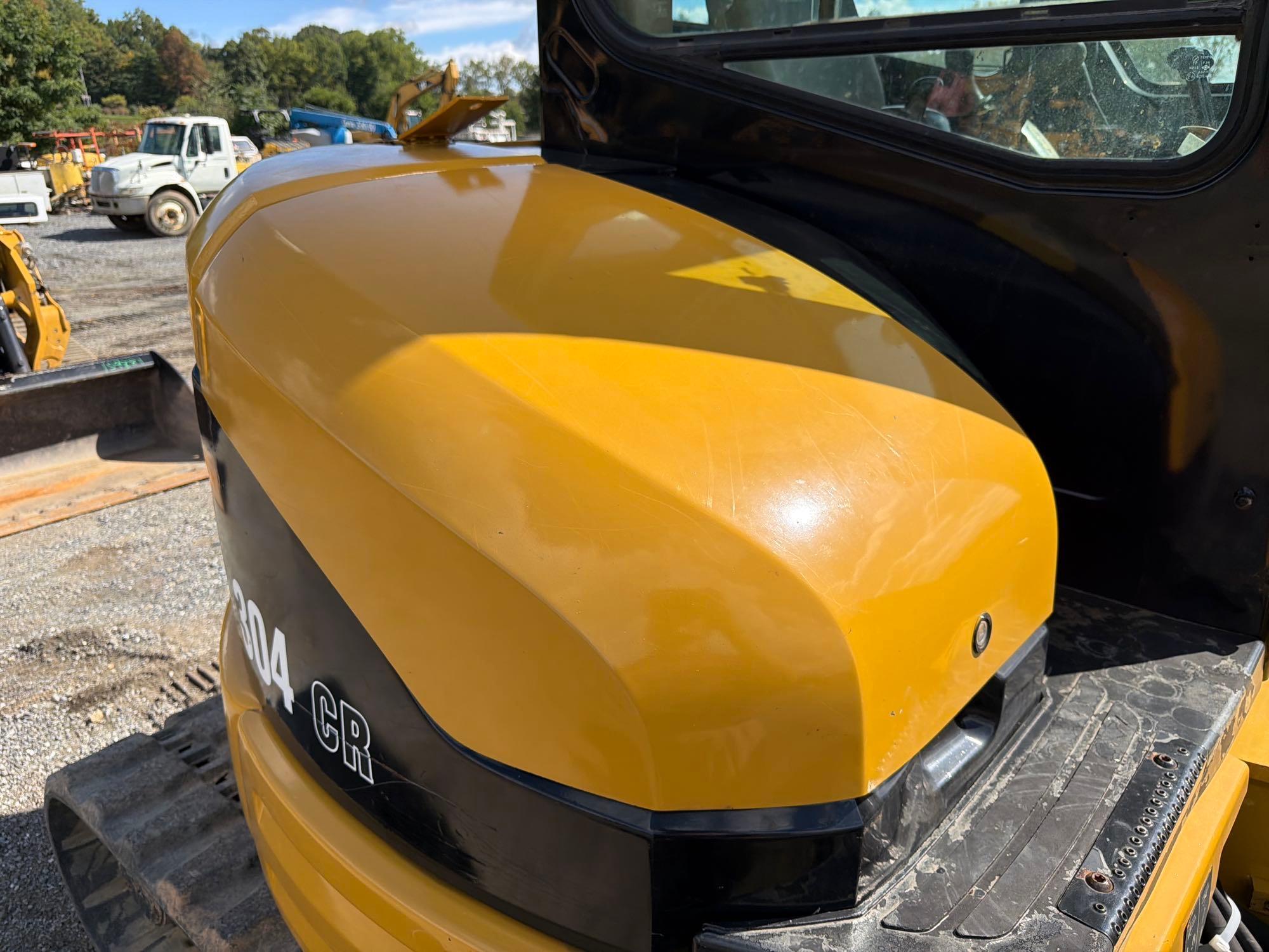 2005 Caterpillar 304