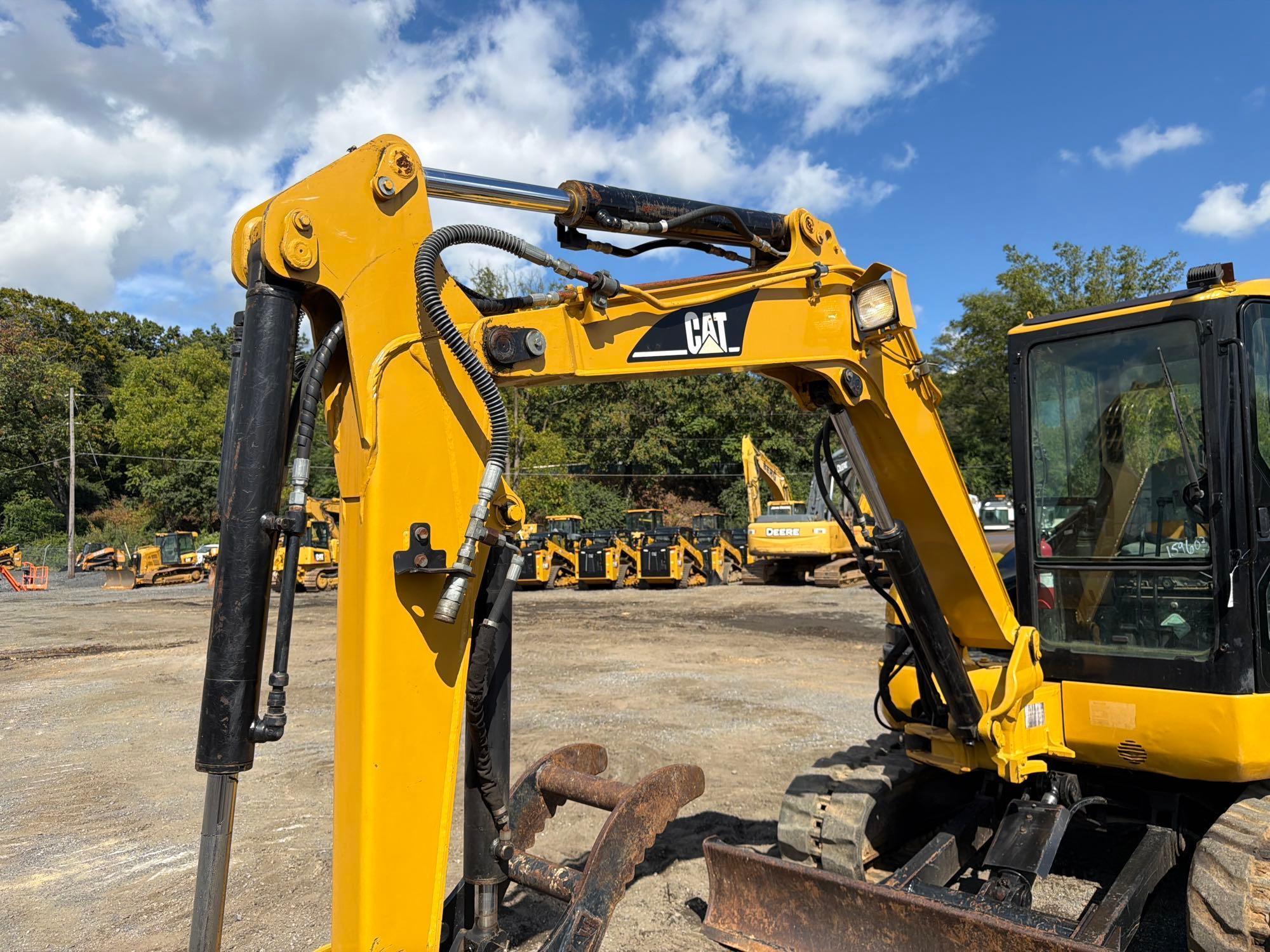 2005 Caterpillar 304