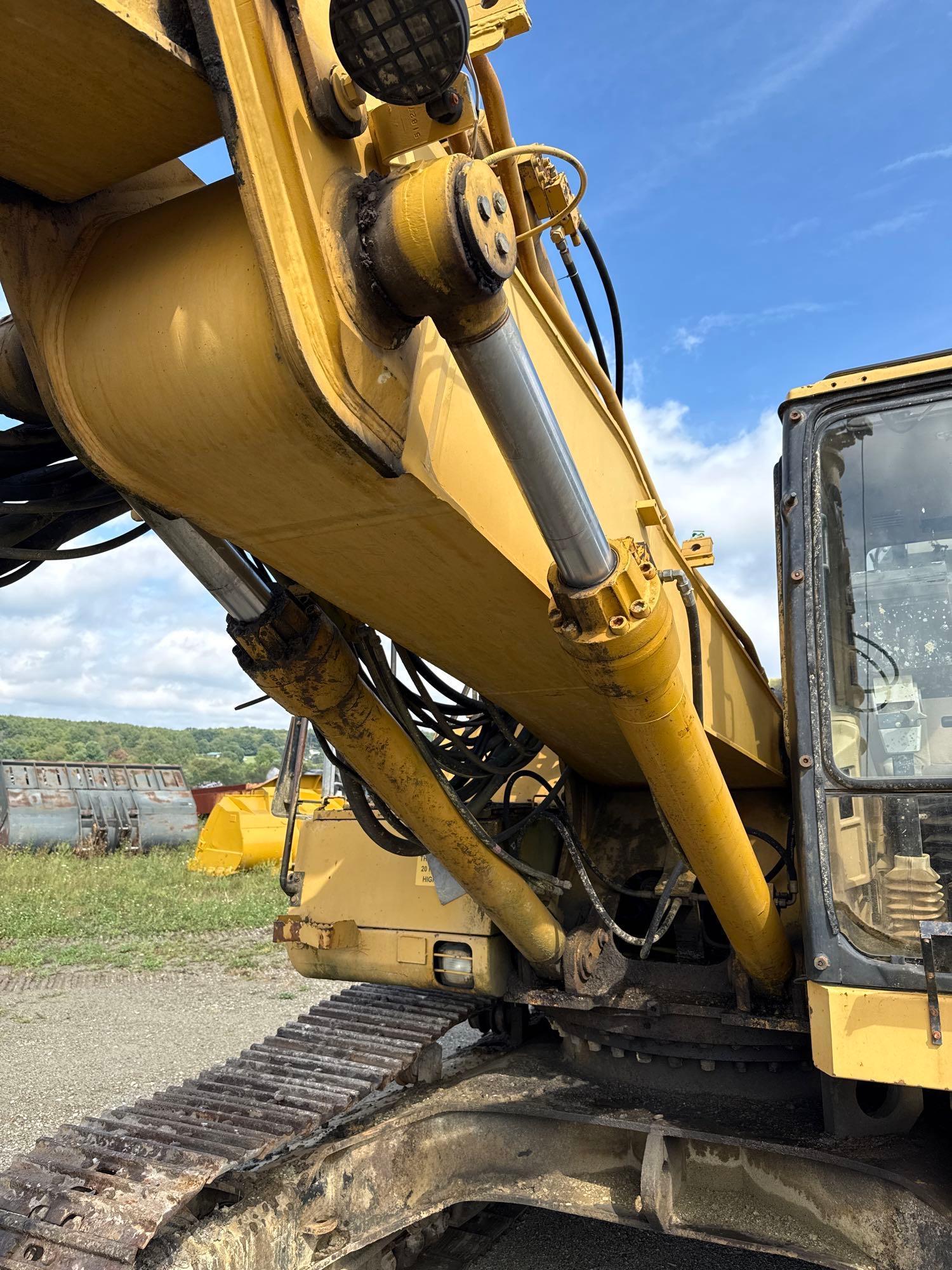 Caterpillar 325
