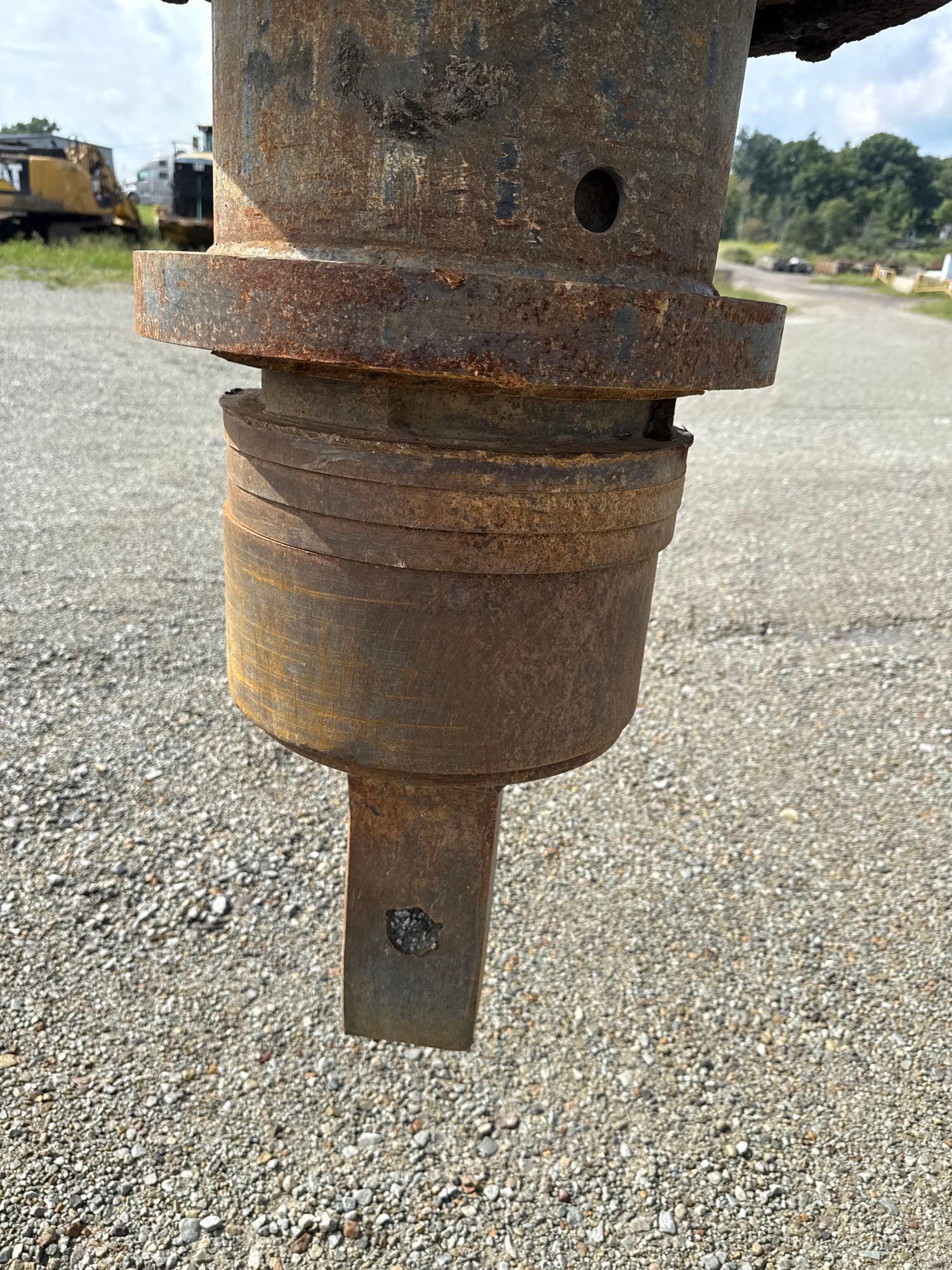 Caterpillar 325