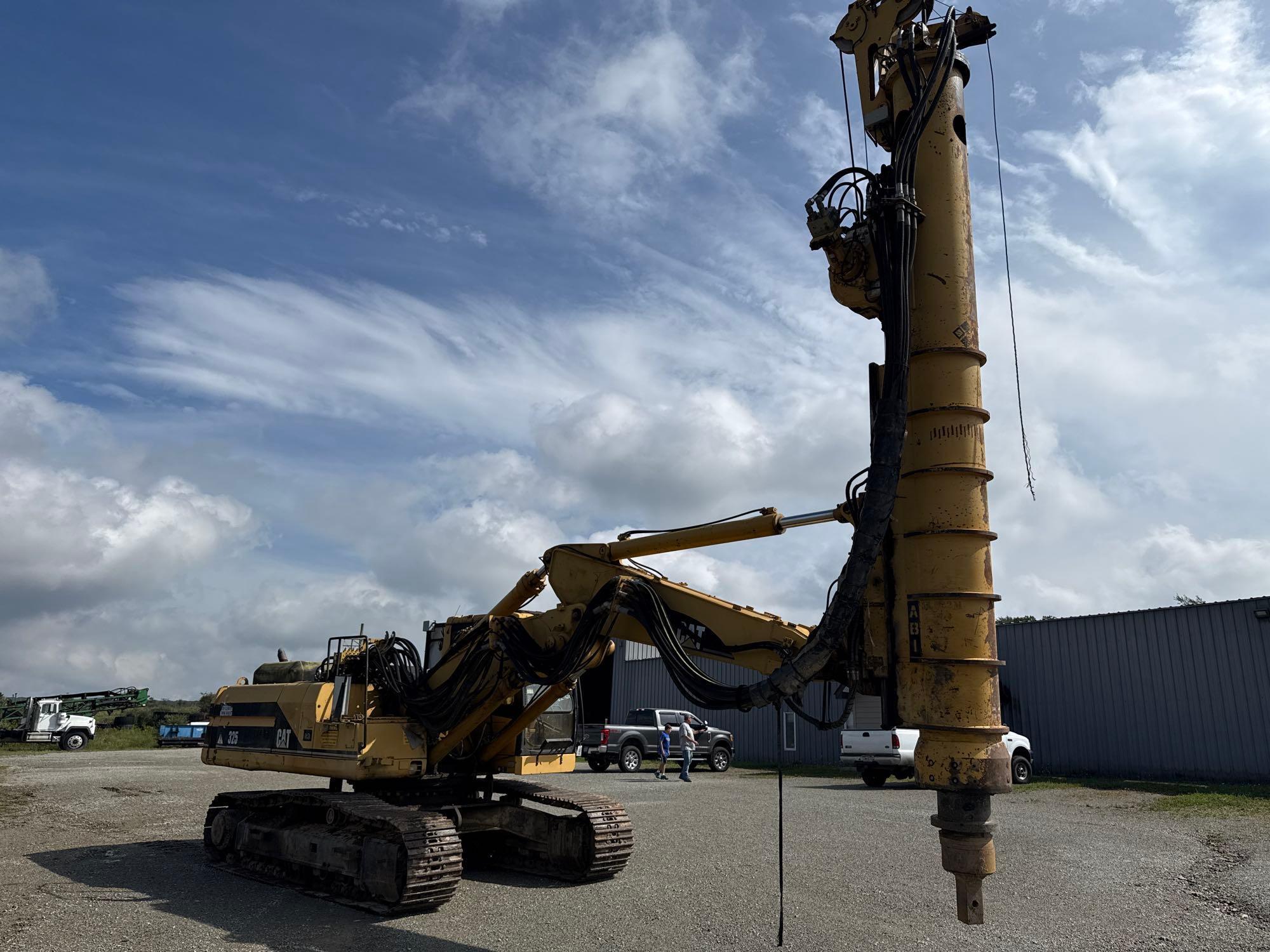 Caterpillar 325
