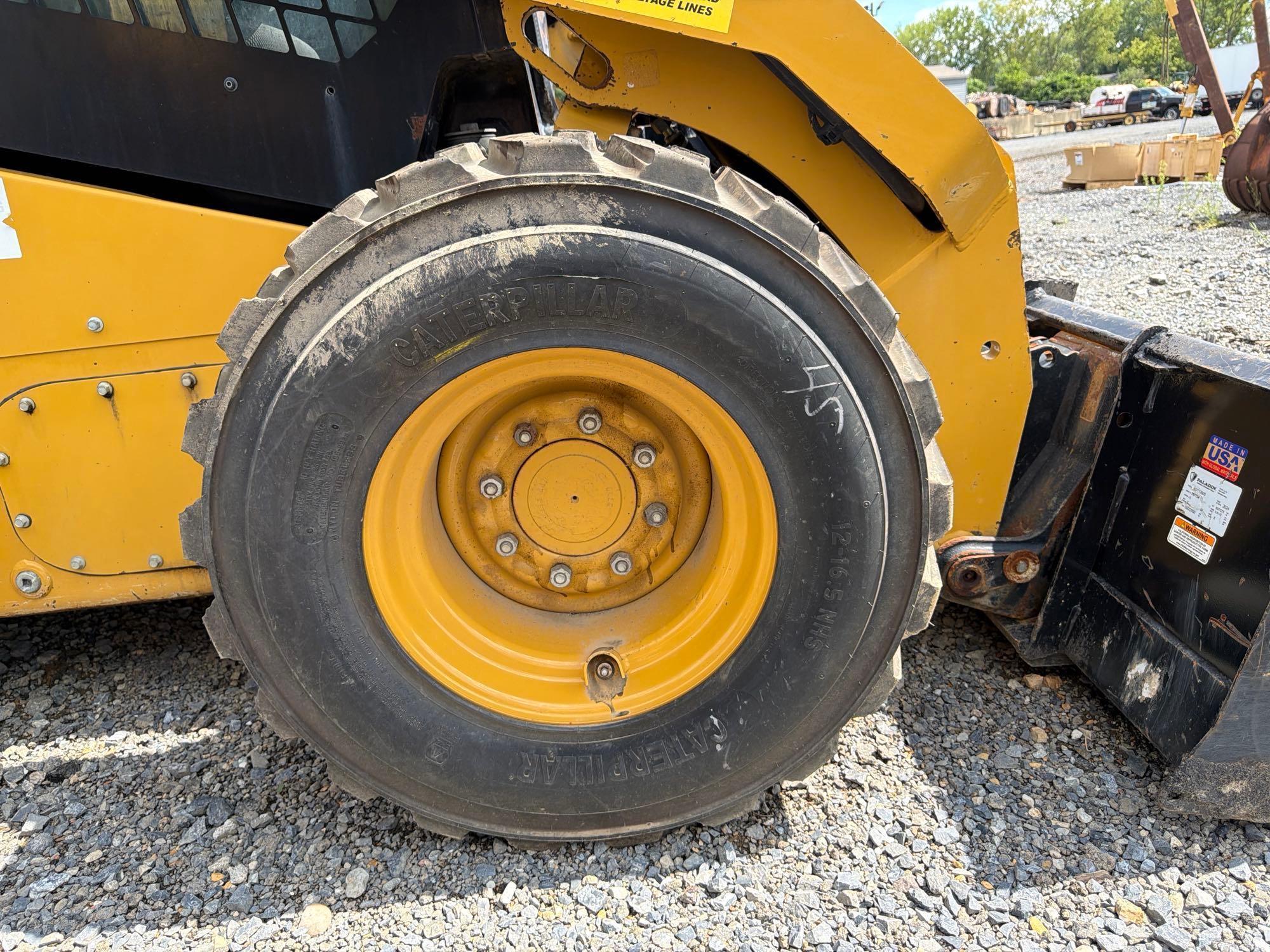 2023 Caterpillar 272D