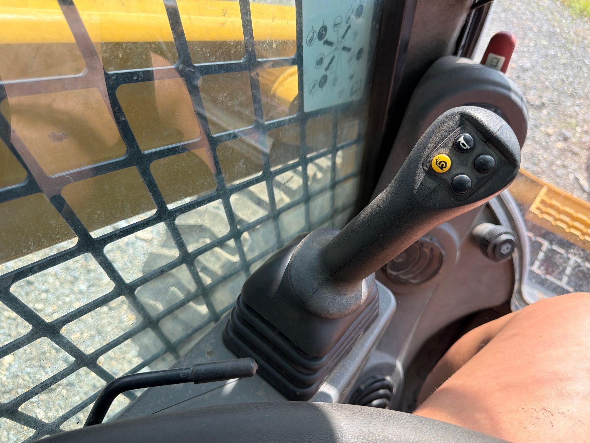 2023 Caterpillar 272D