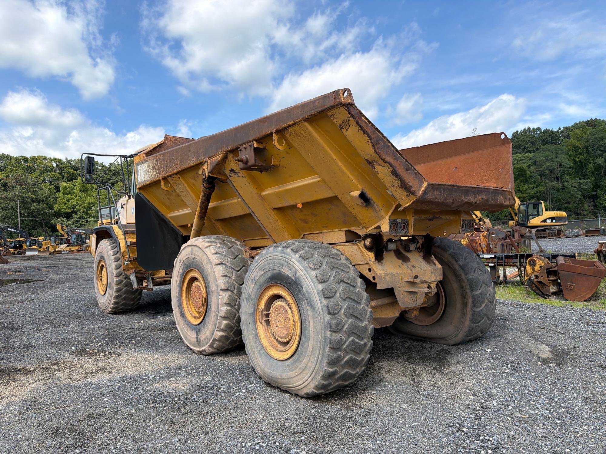 2004 John Deere 350D