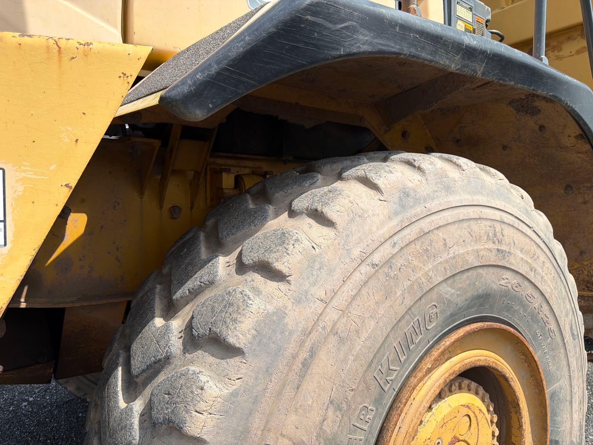 2004 John Deere 350D