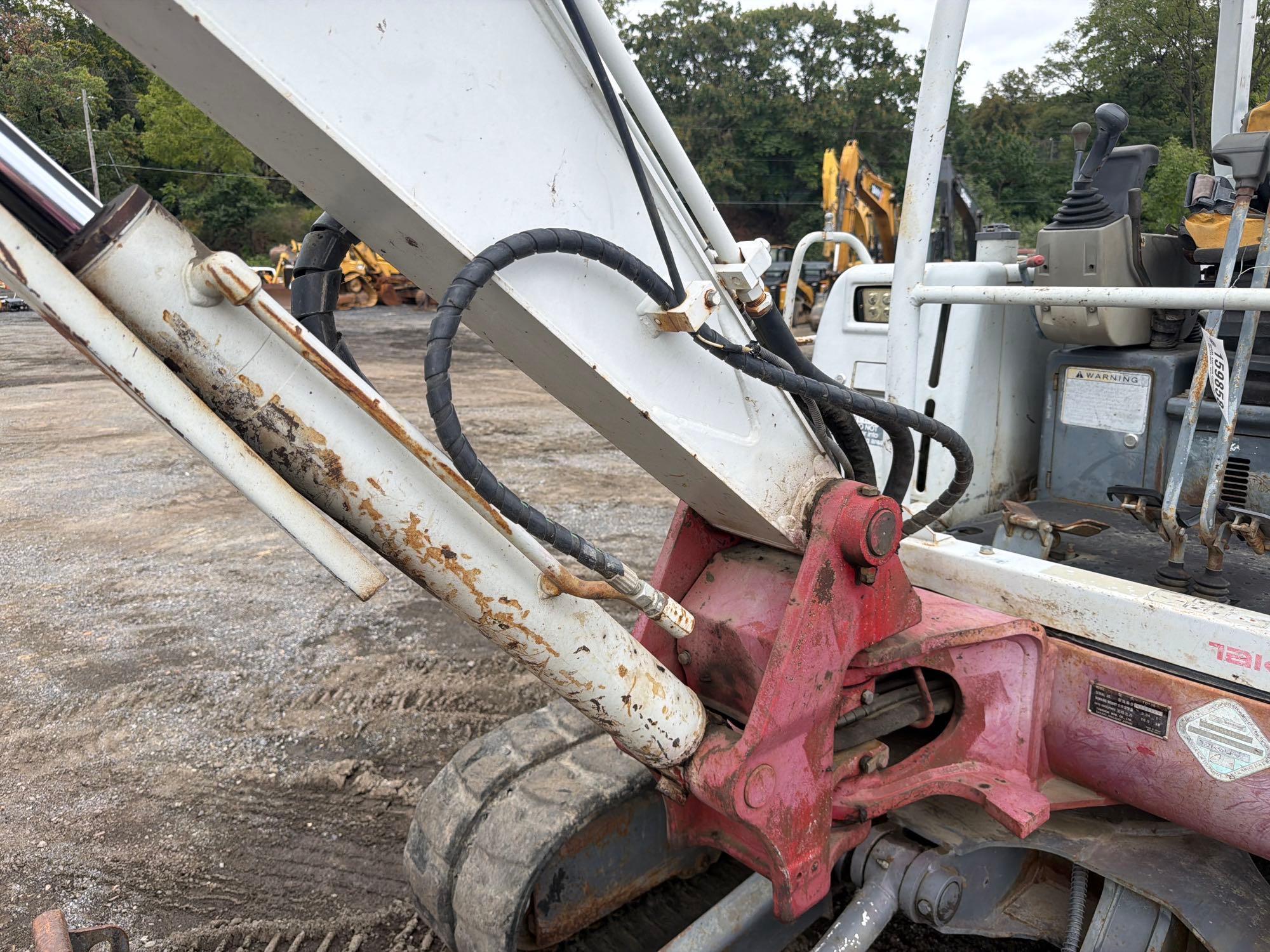 Takeuchi TB-135