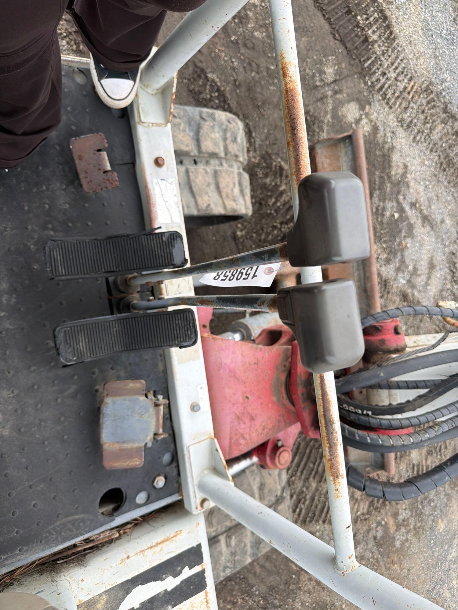 Takeuchi TB-135