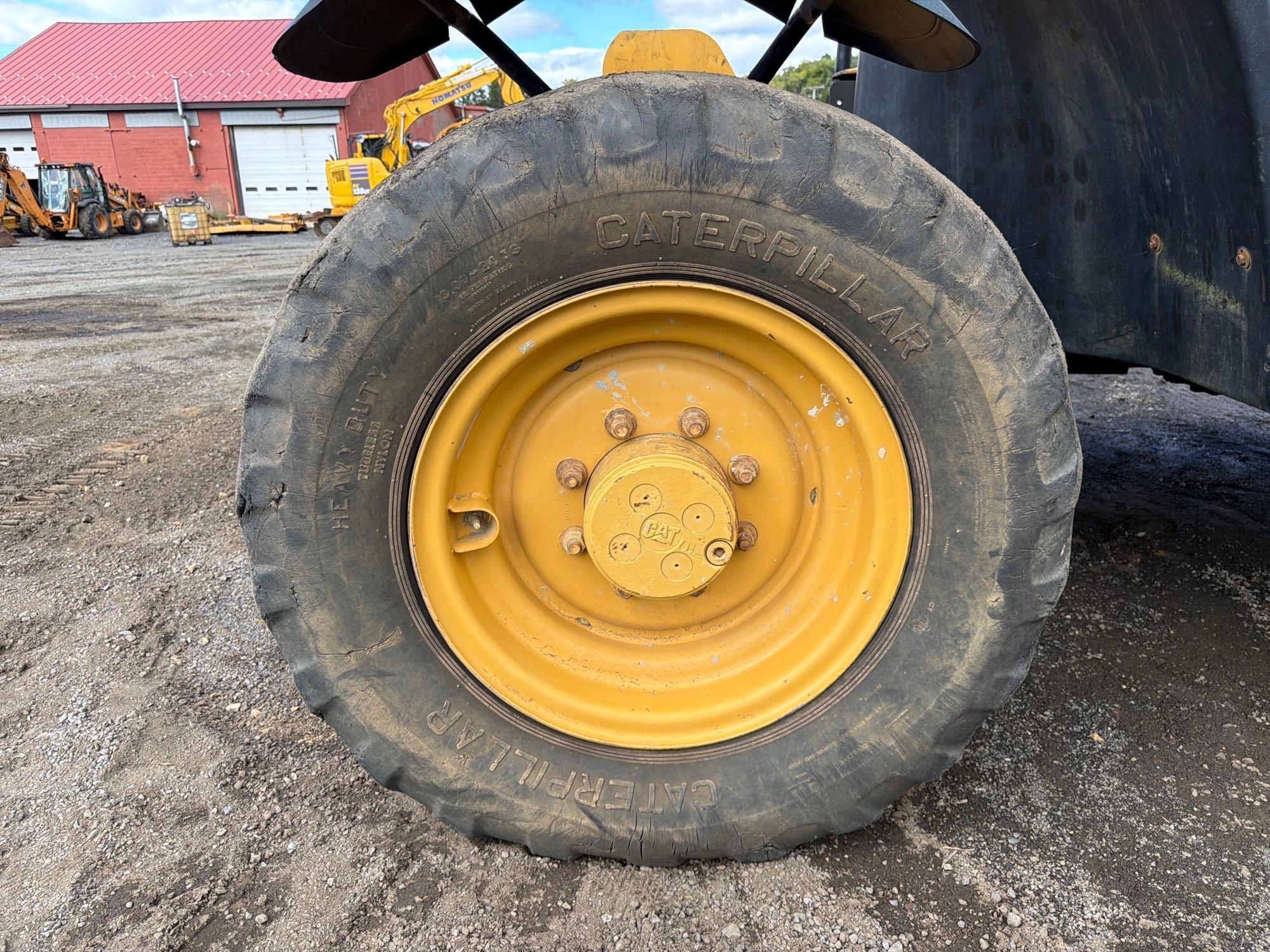 2004 Caterpillar TH360B