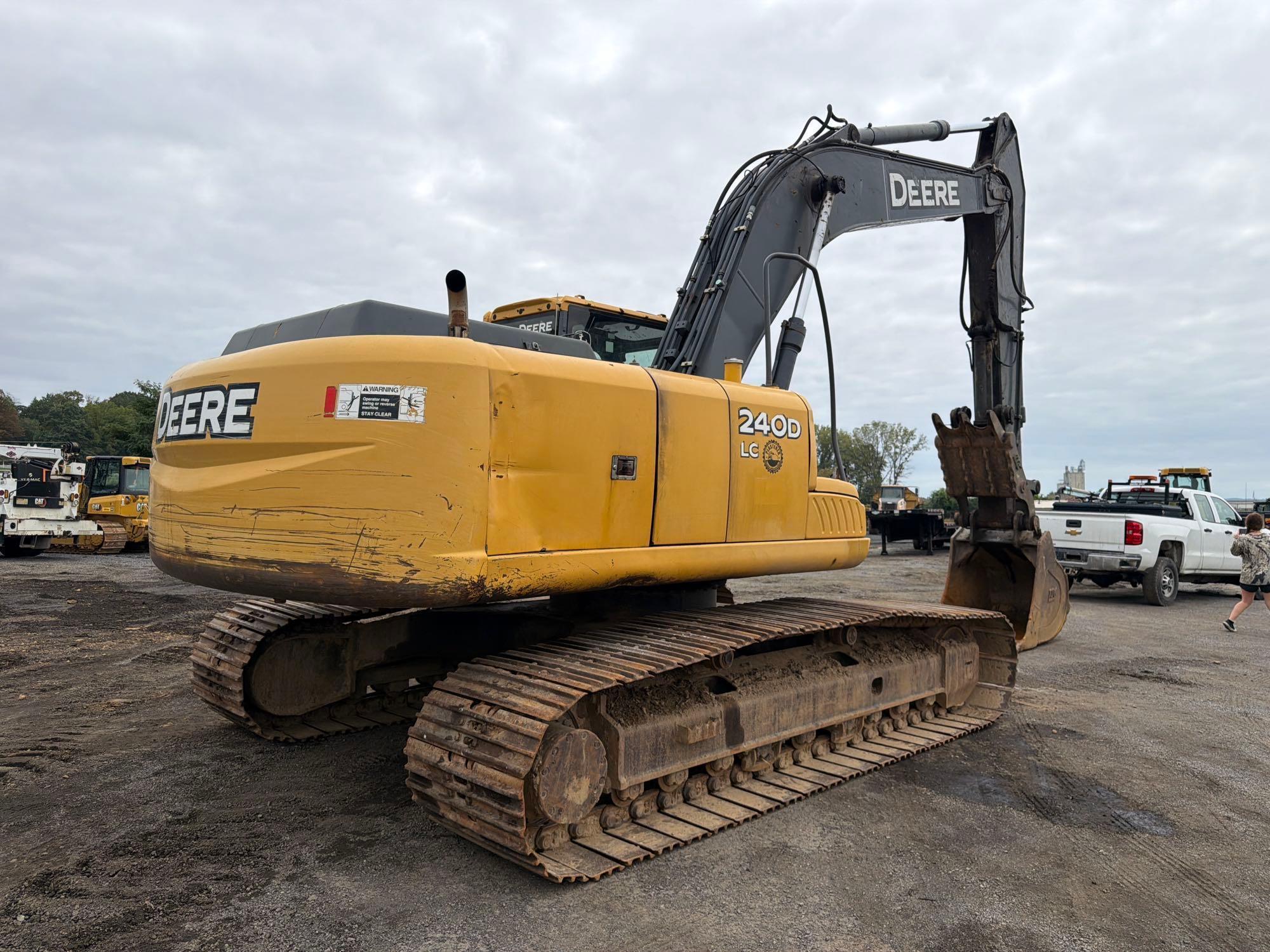 John Deere 240D