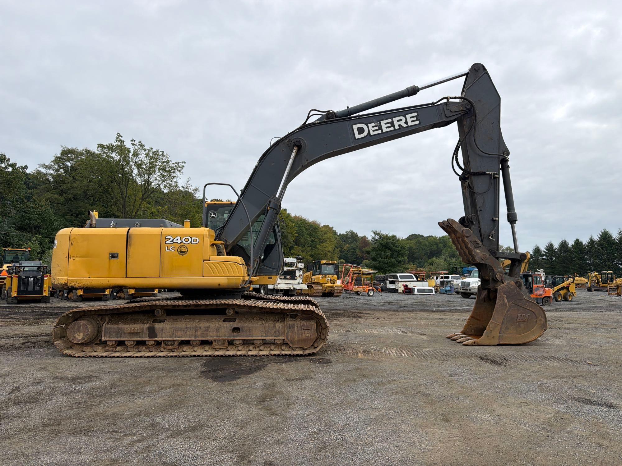 John Deere 240D