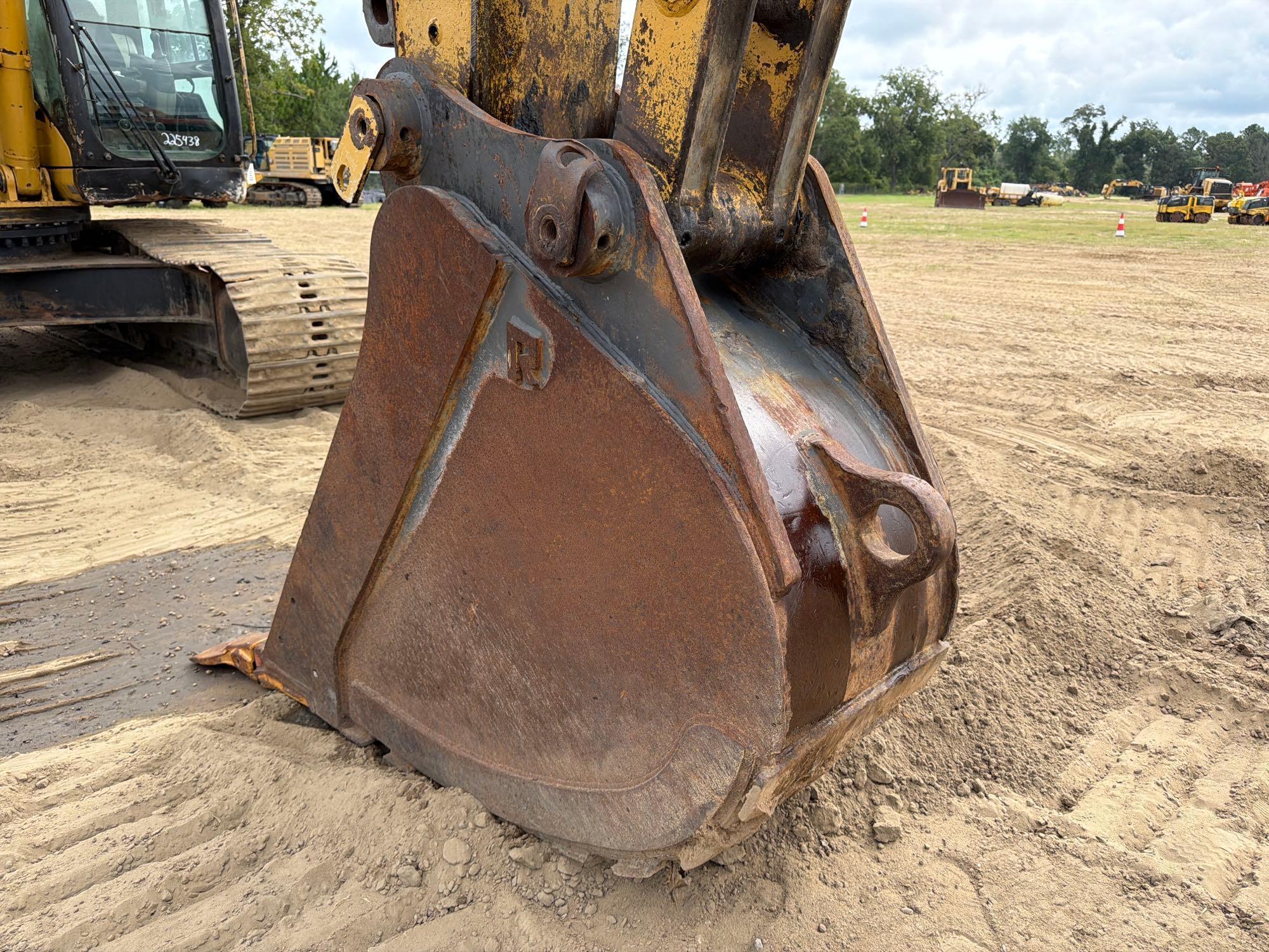Caterpillar 330C