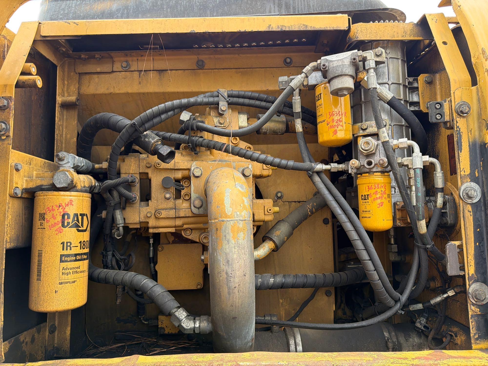 2002 Caterpillar 330C
