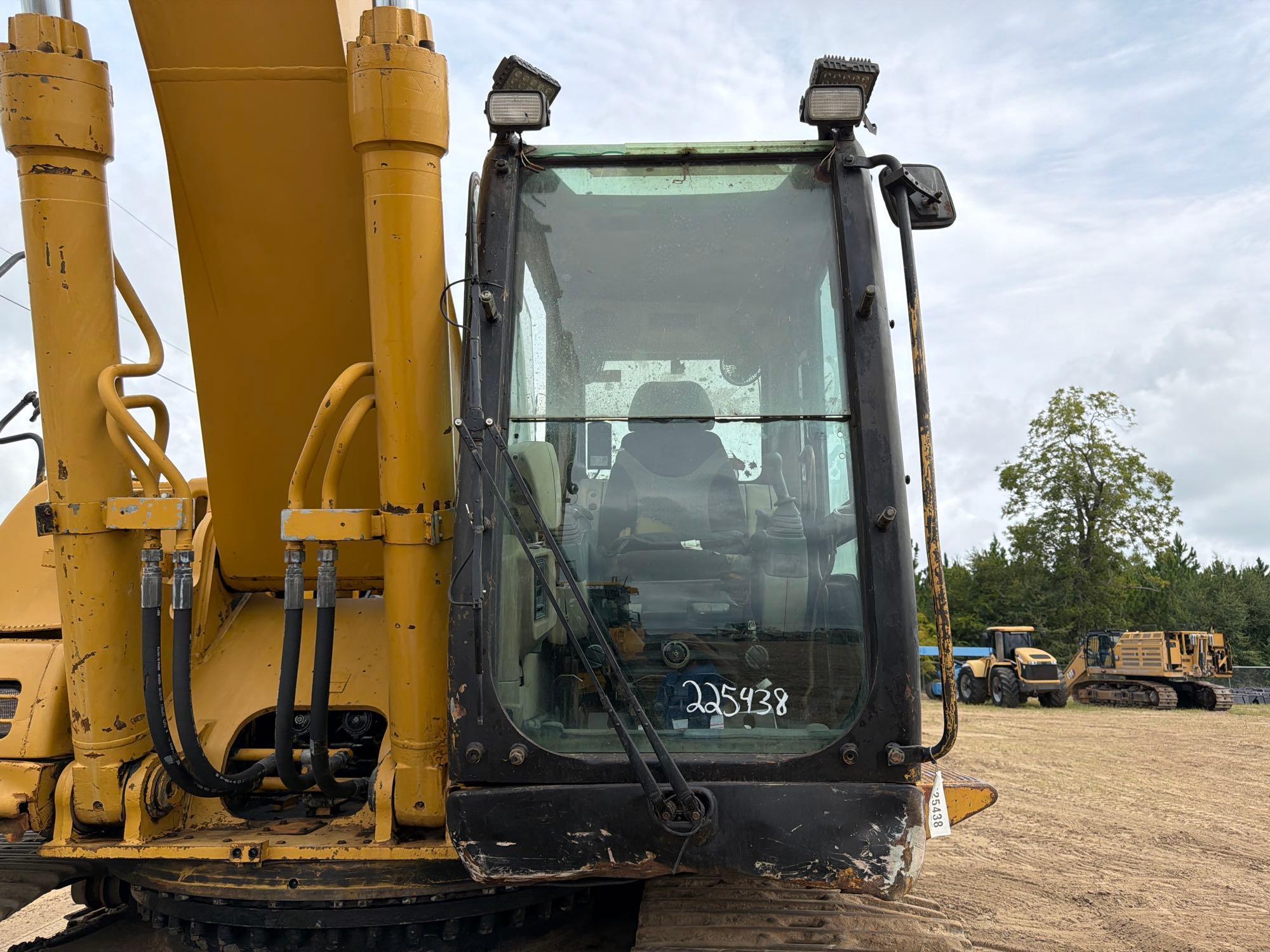 2002 Caterpillar 330C