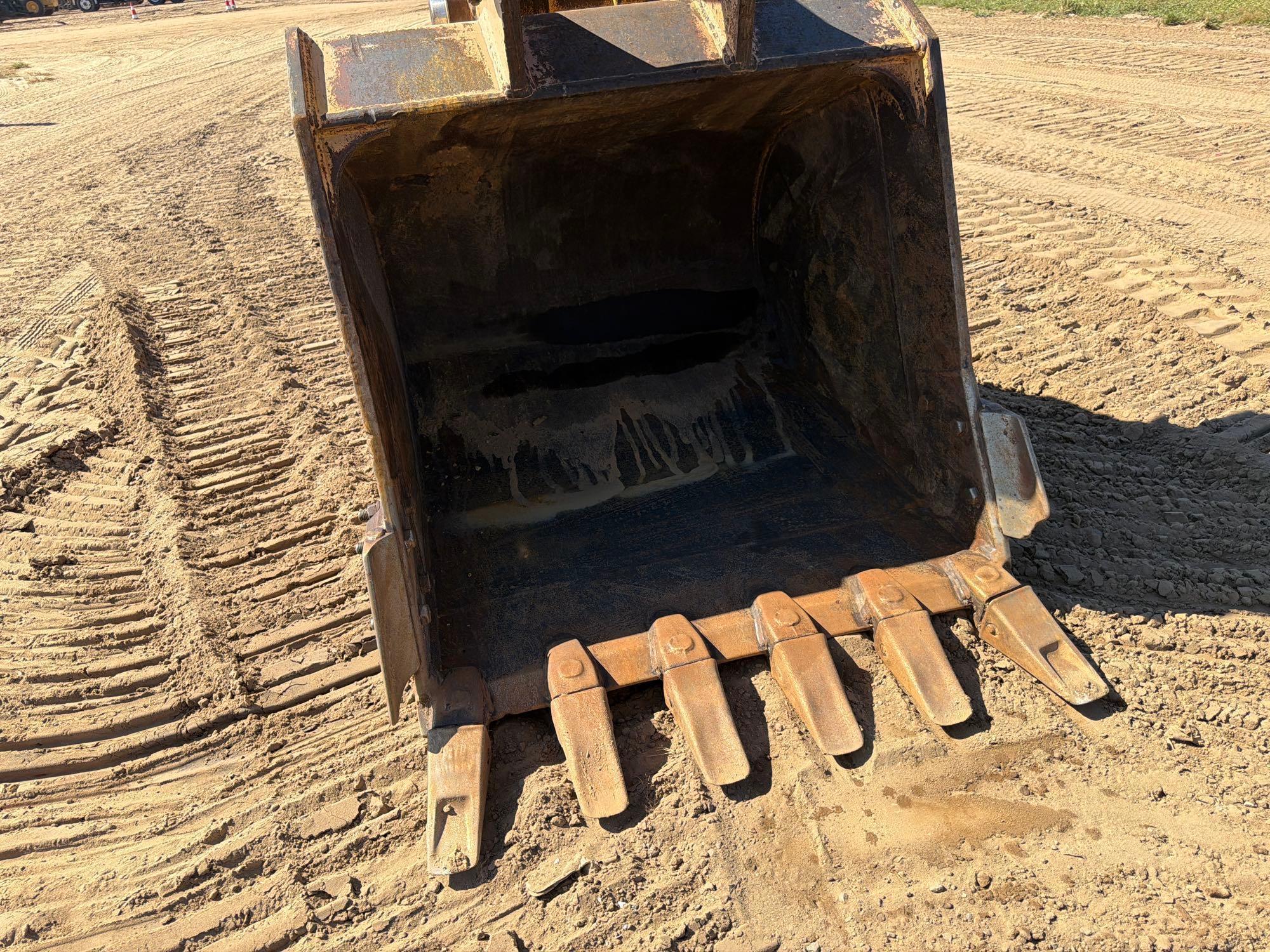 Caterpillar 320