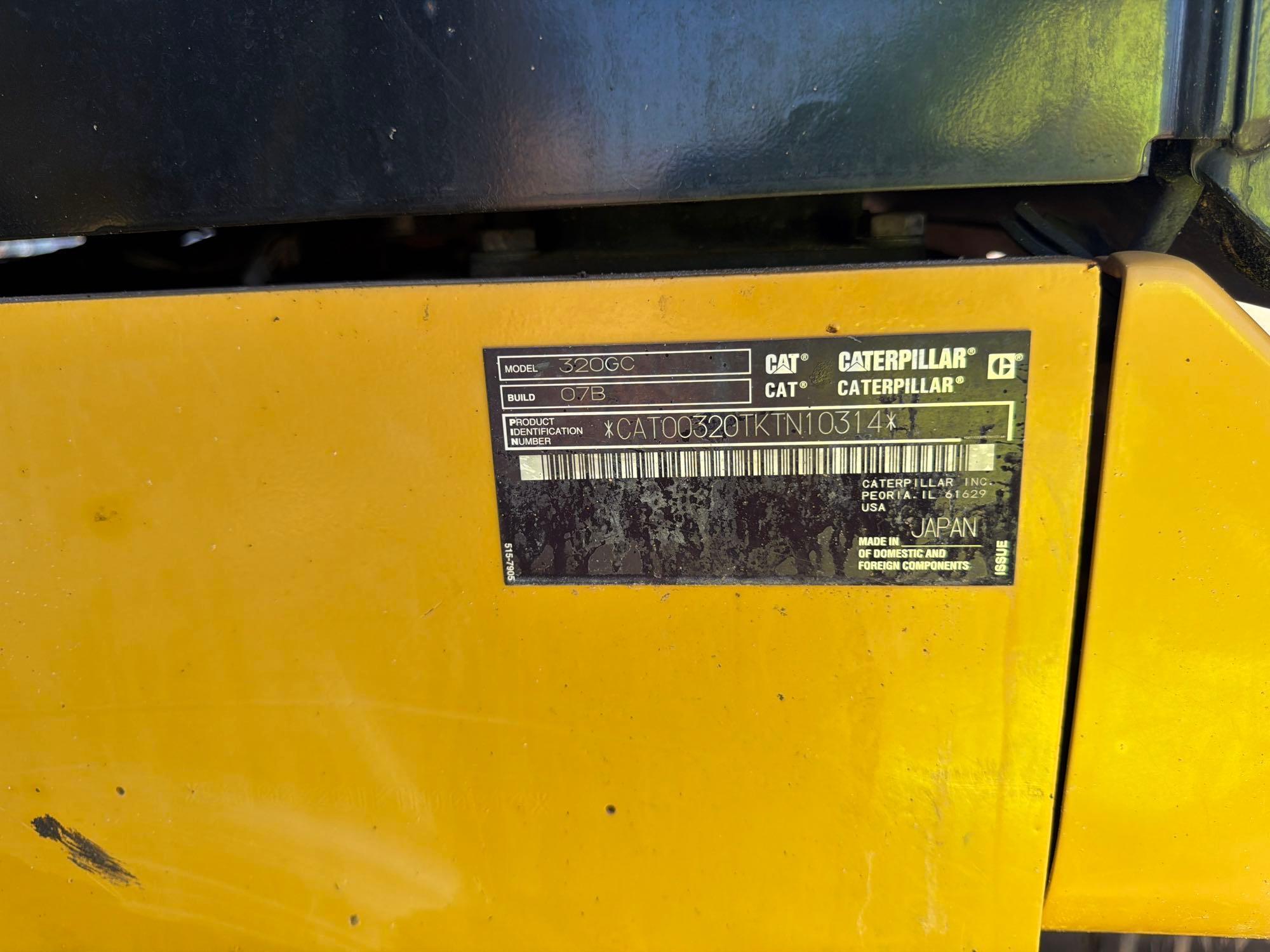 Caterpillar 320