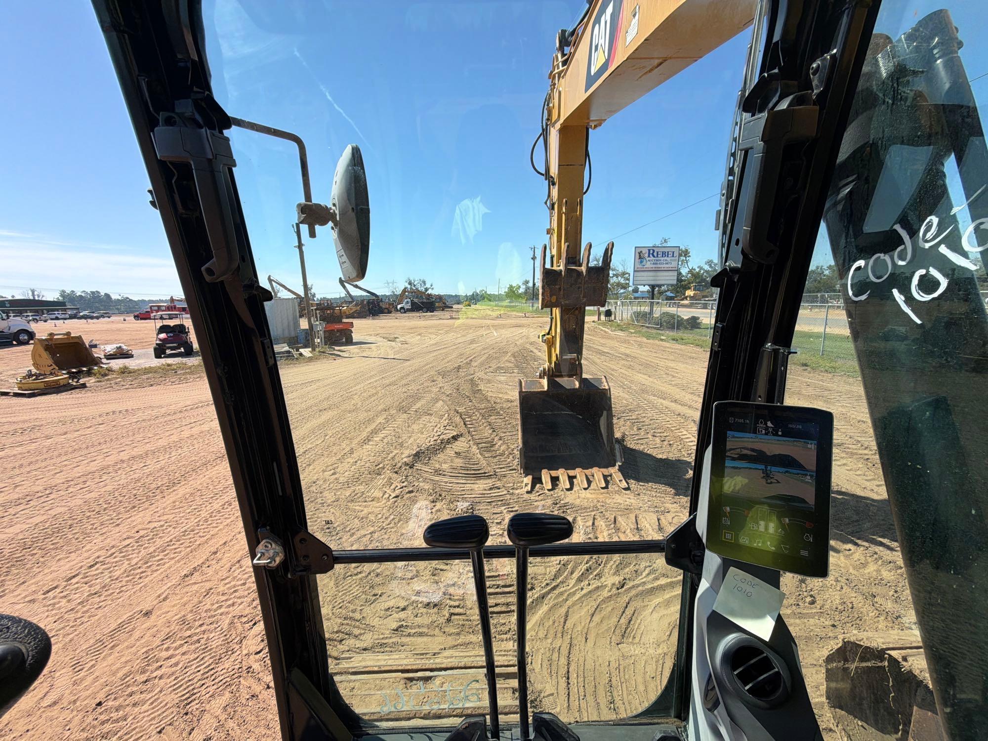 Caterpillar 320