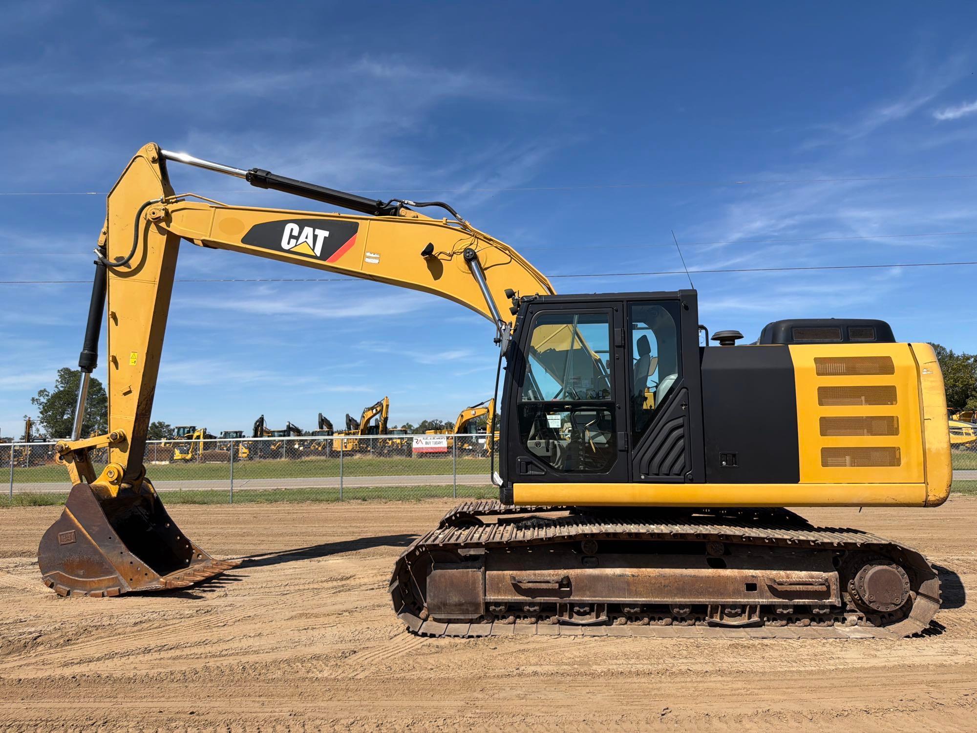Caterpillar 320