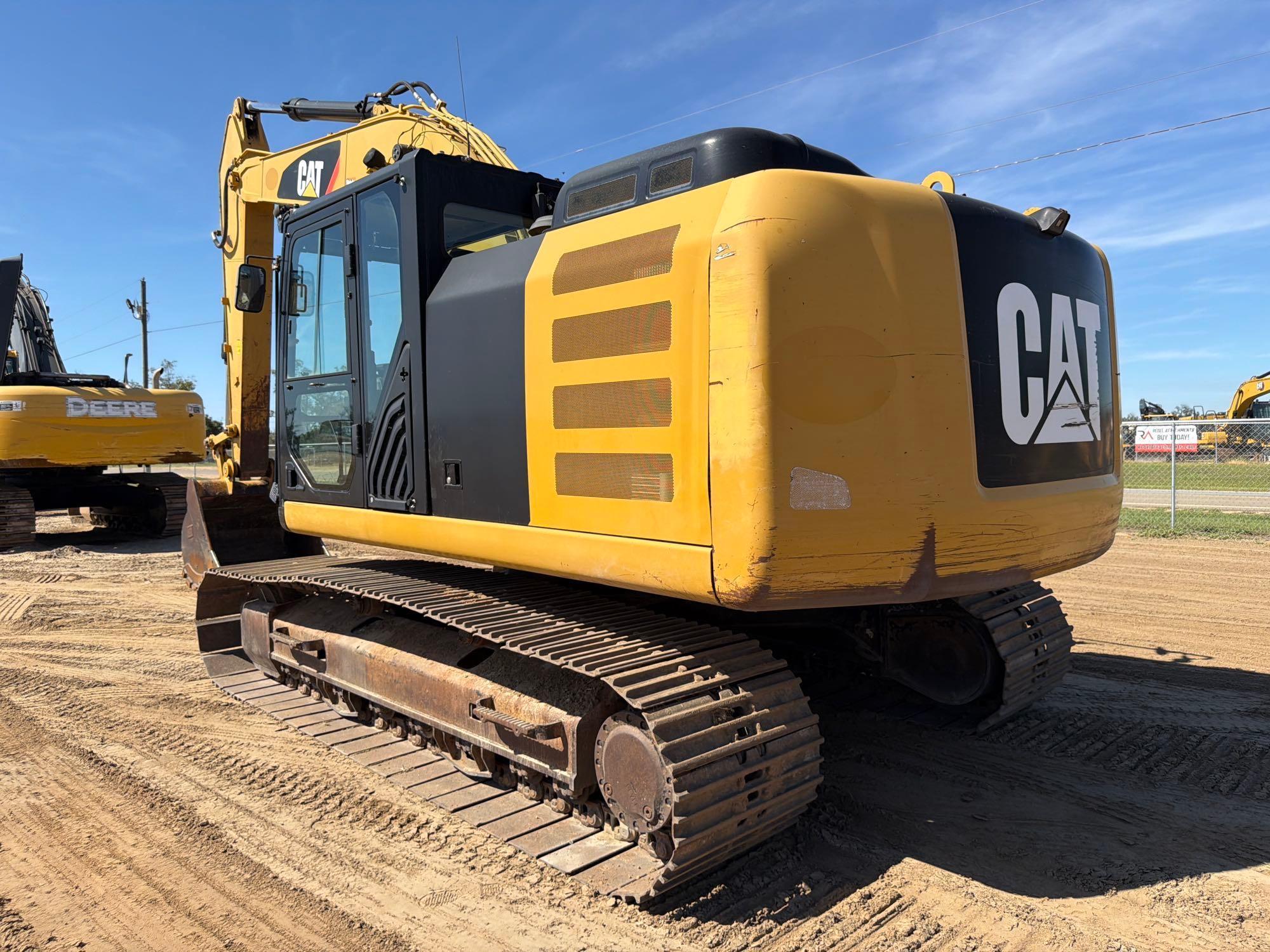 Caterpillar 320