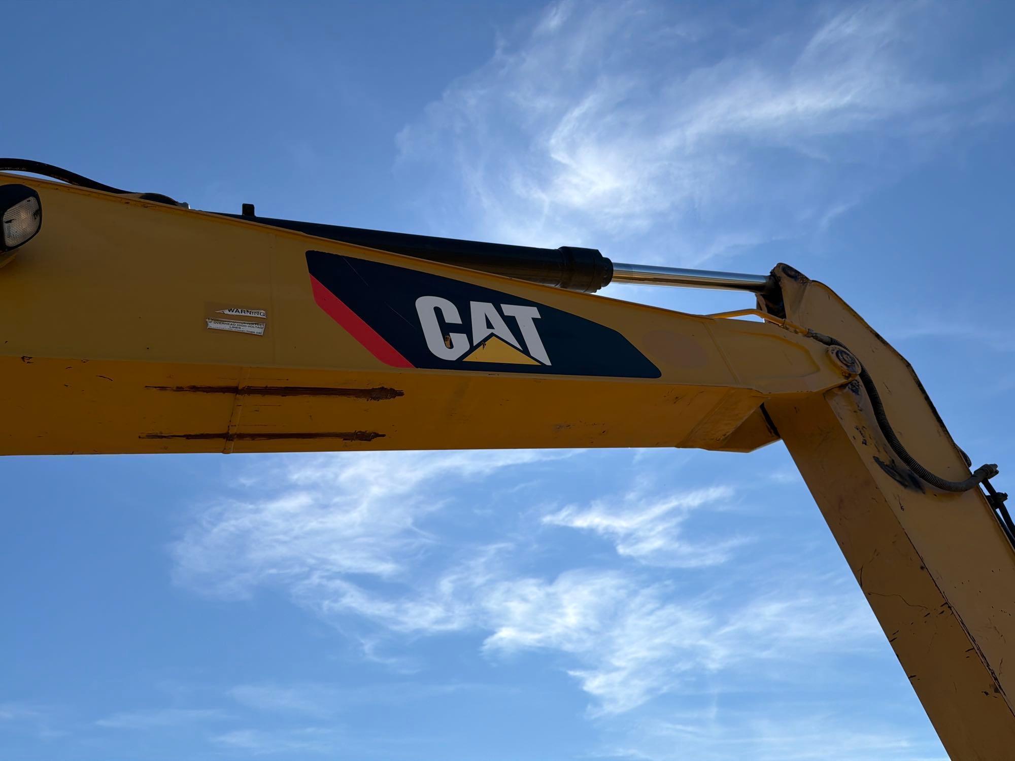 Caterpillar 320