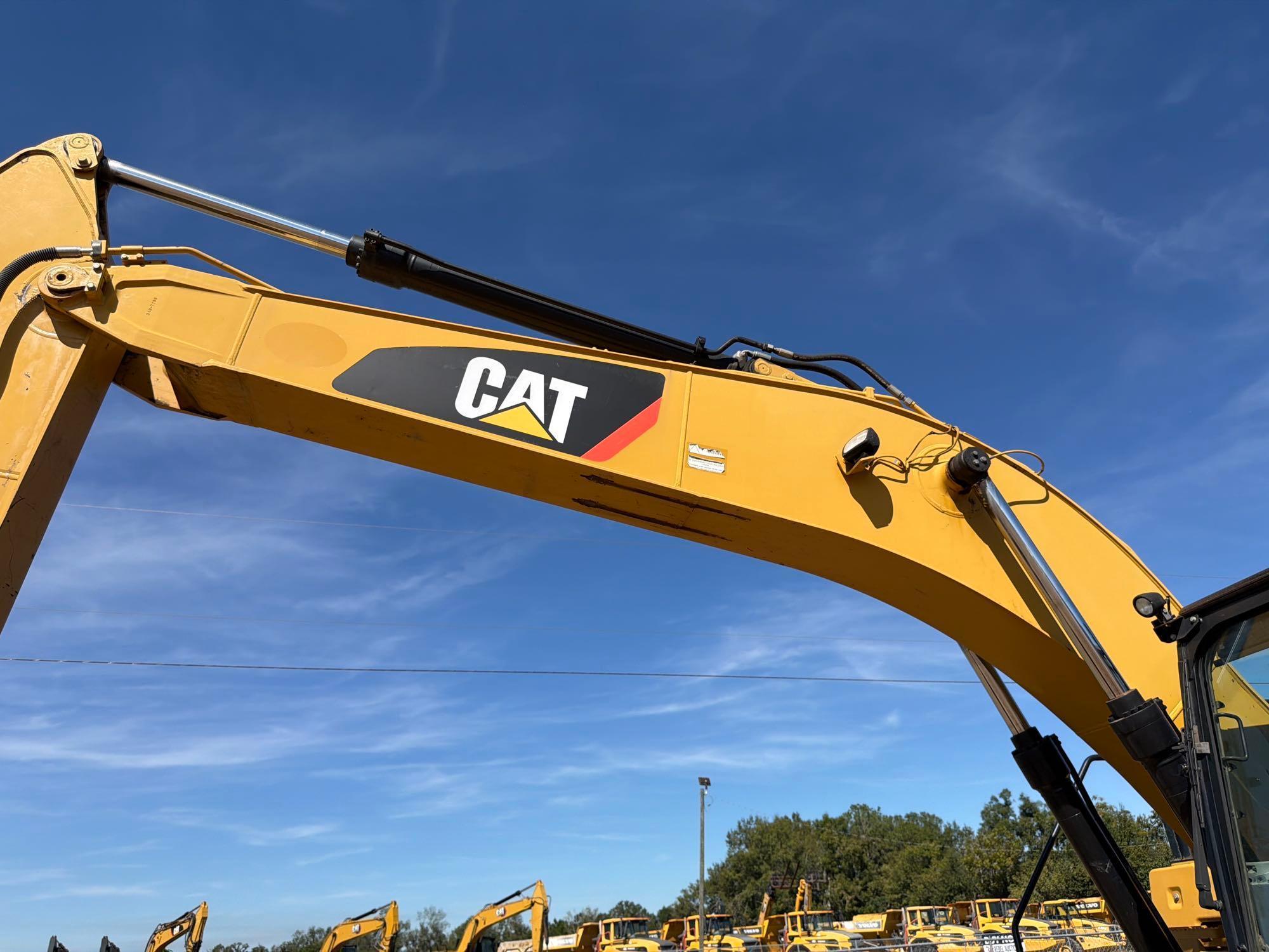 Caterpillar 320