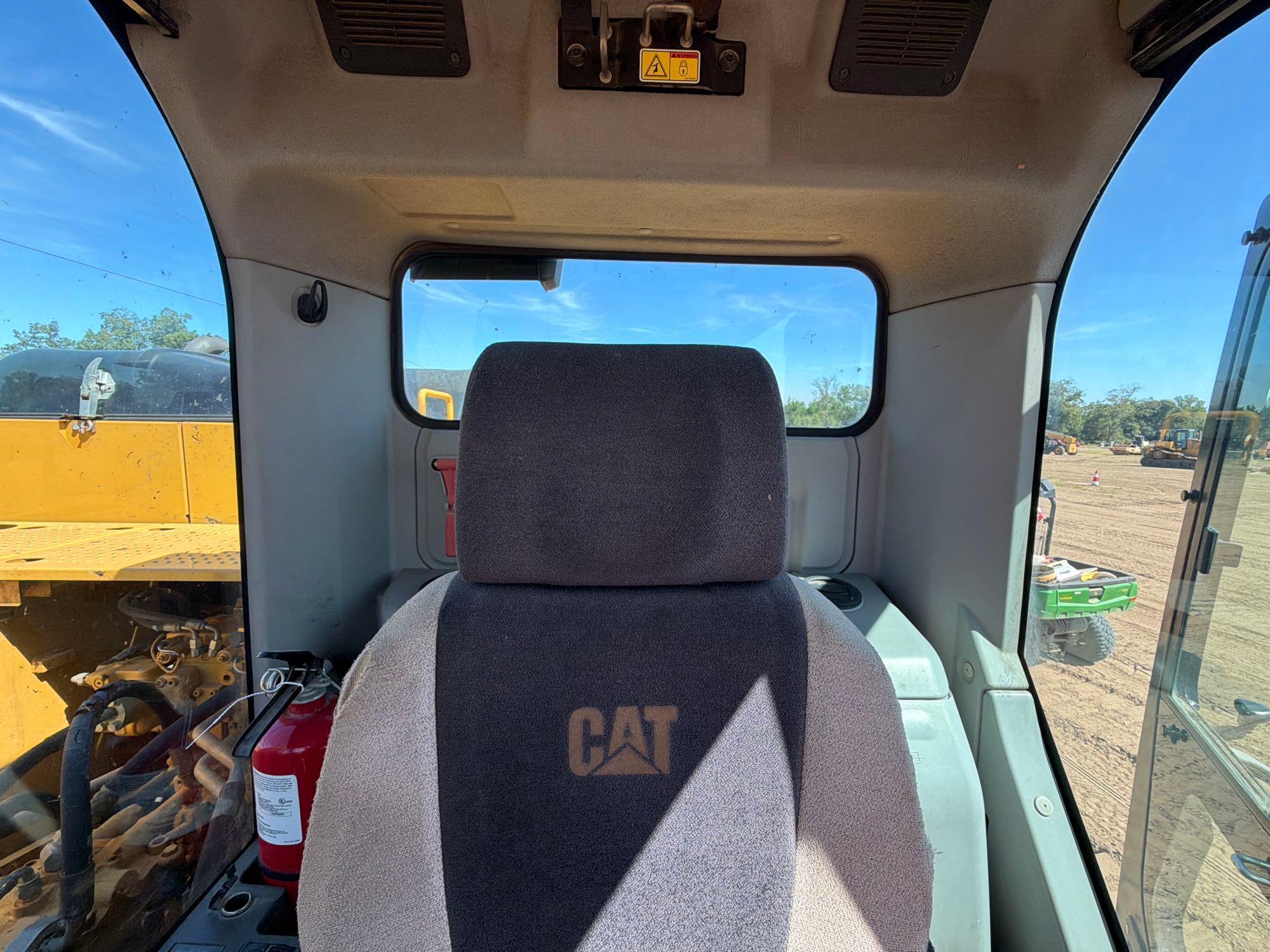 Caterpillar 320