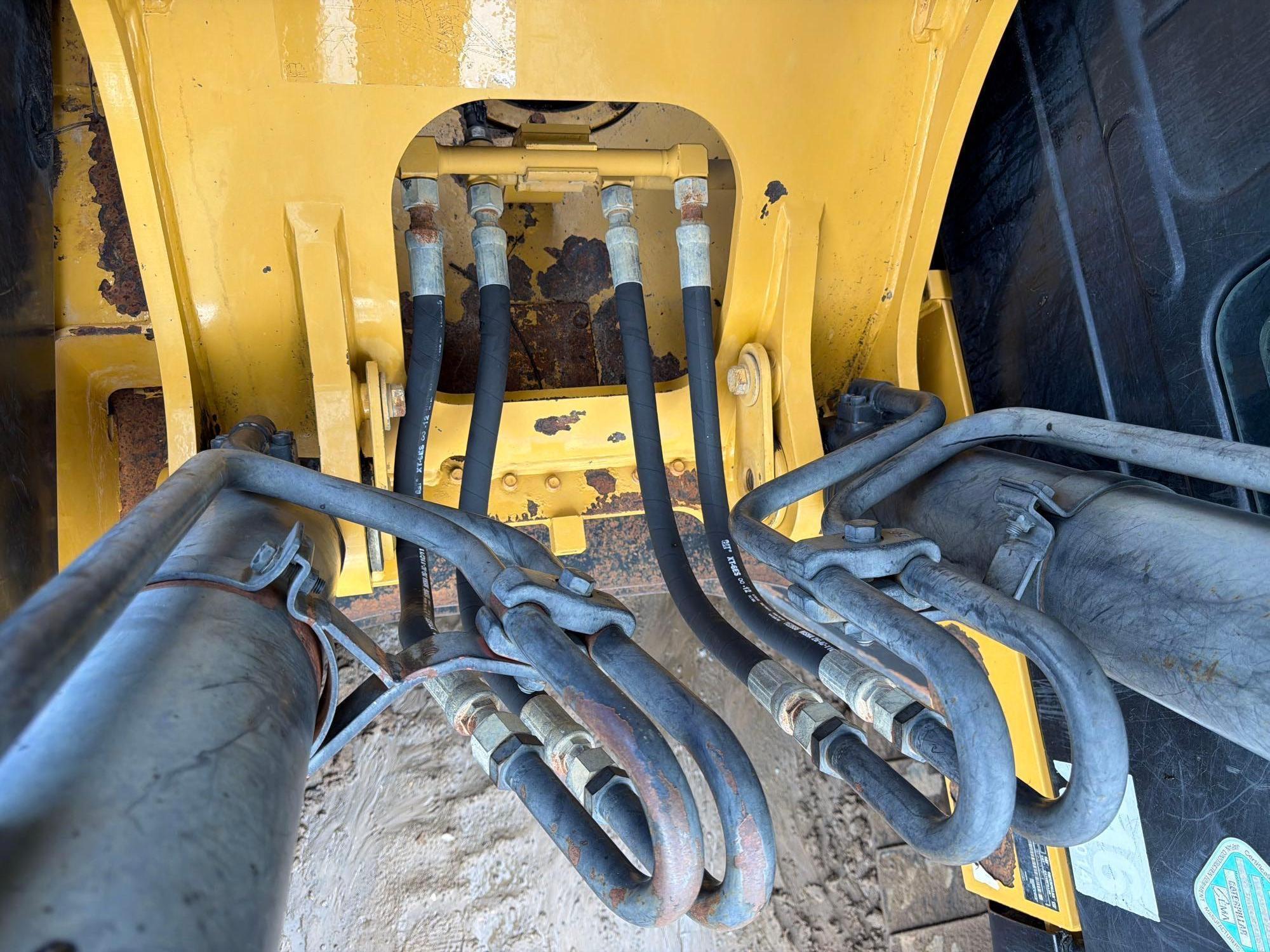 Caterpillar 320