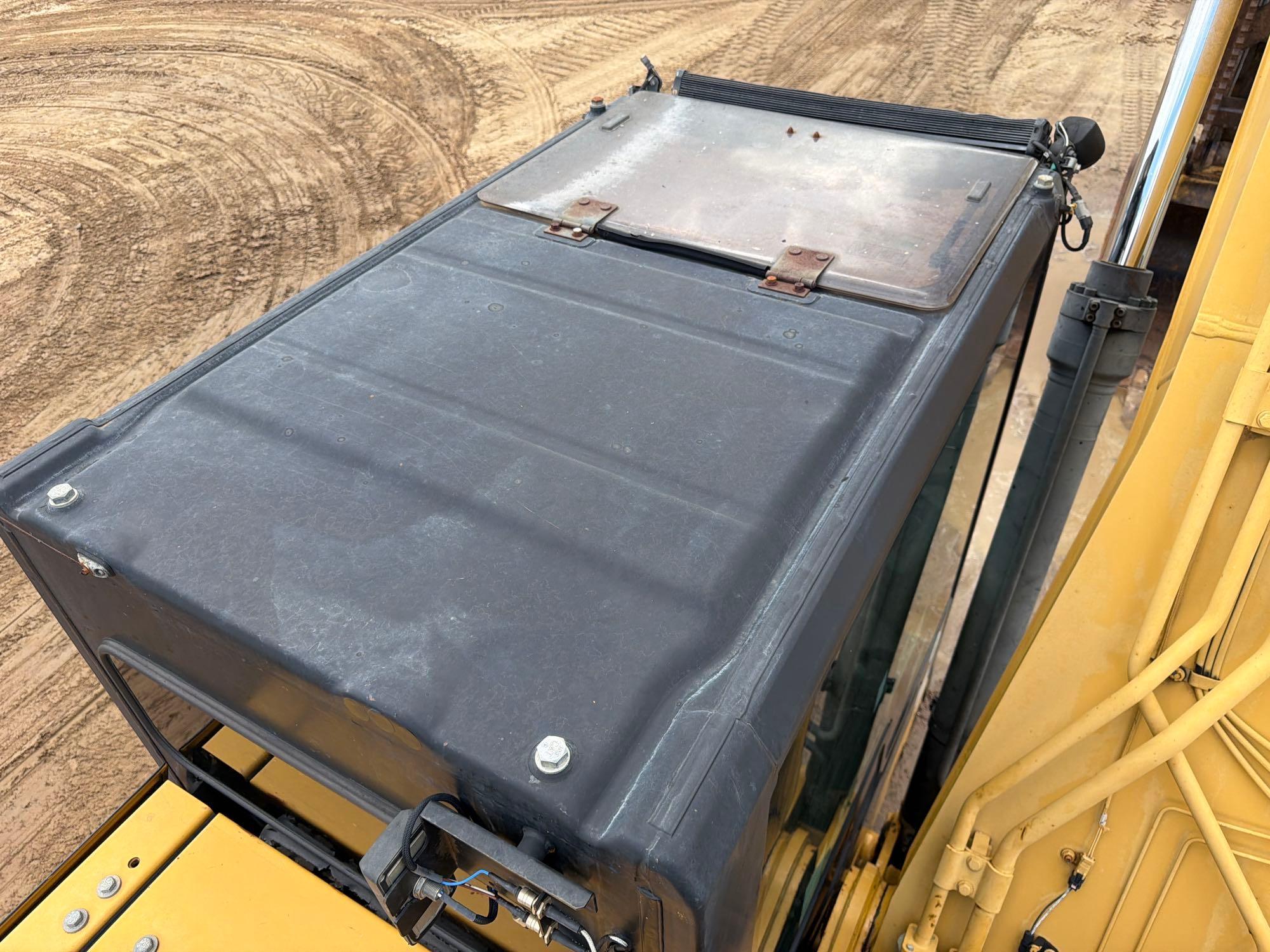 Caterpillar 320