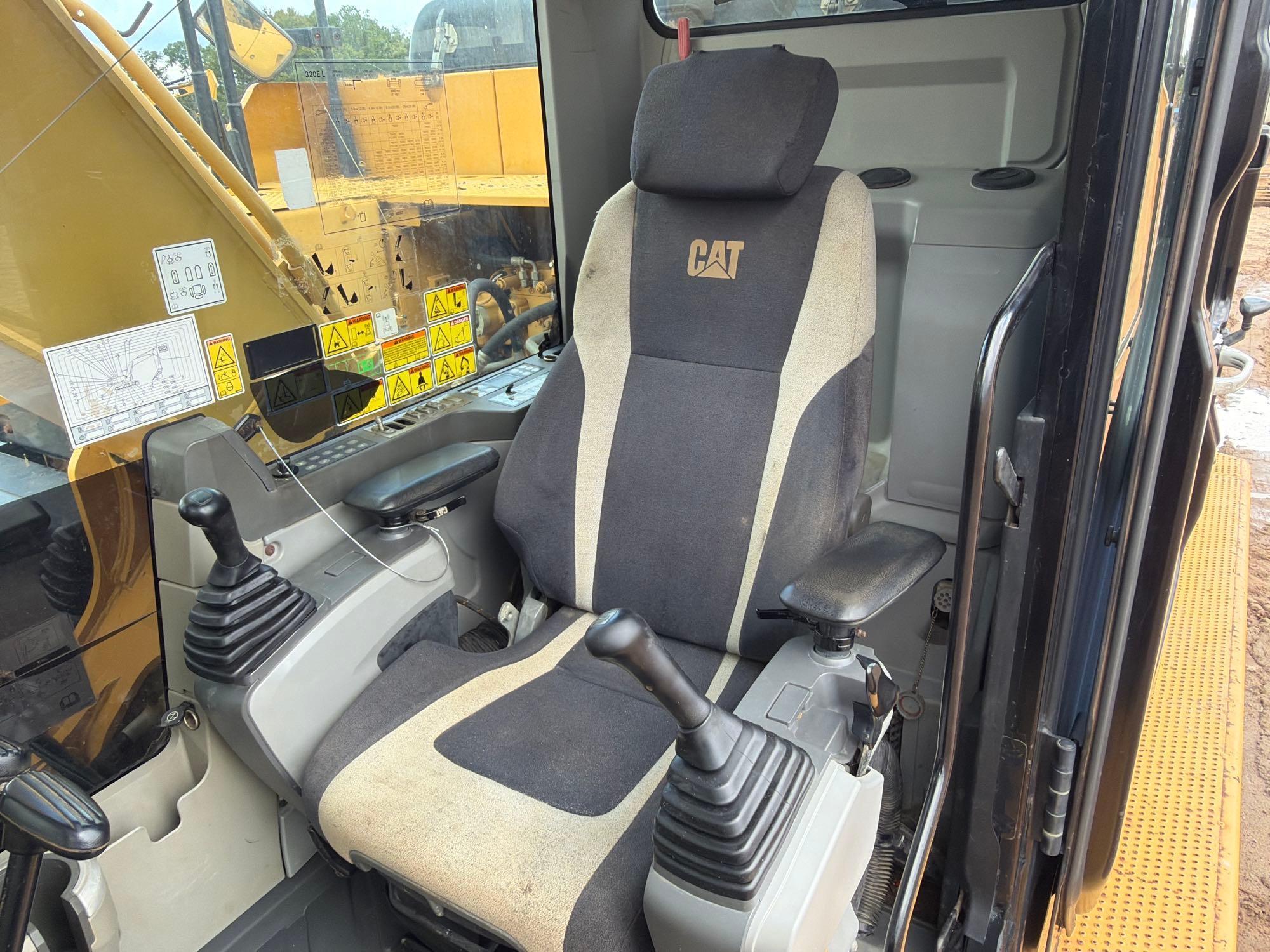 Caterpillar 320