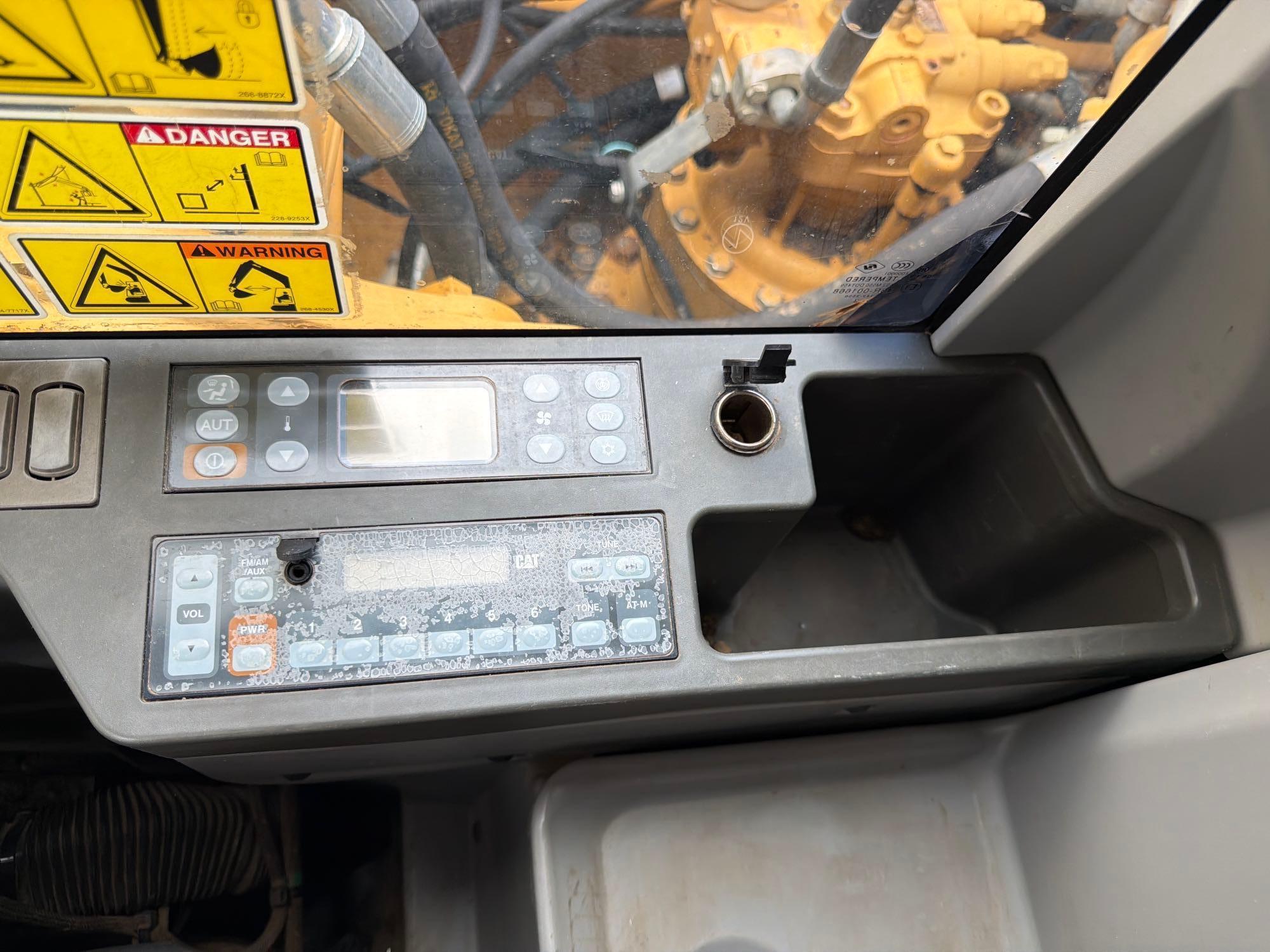 Caterpillar 320