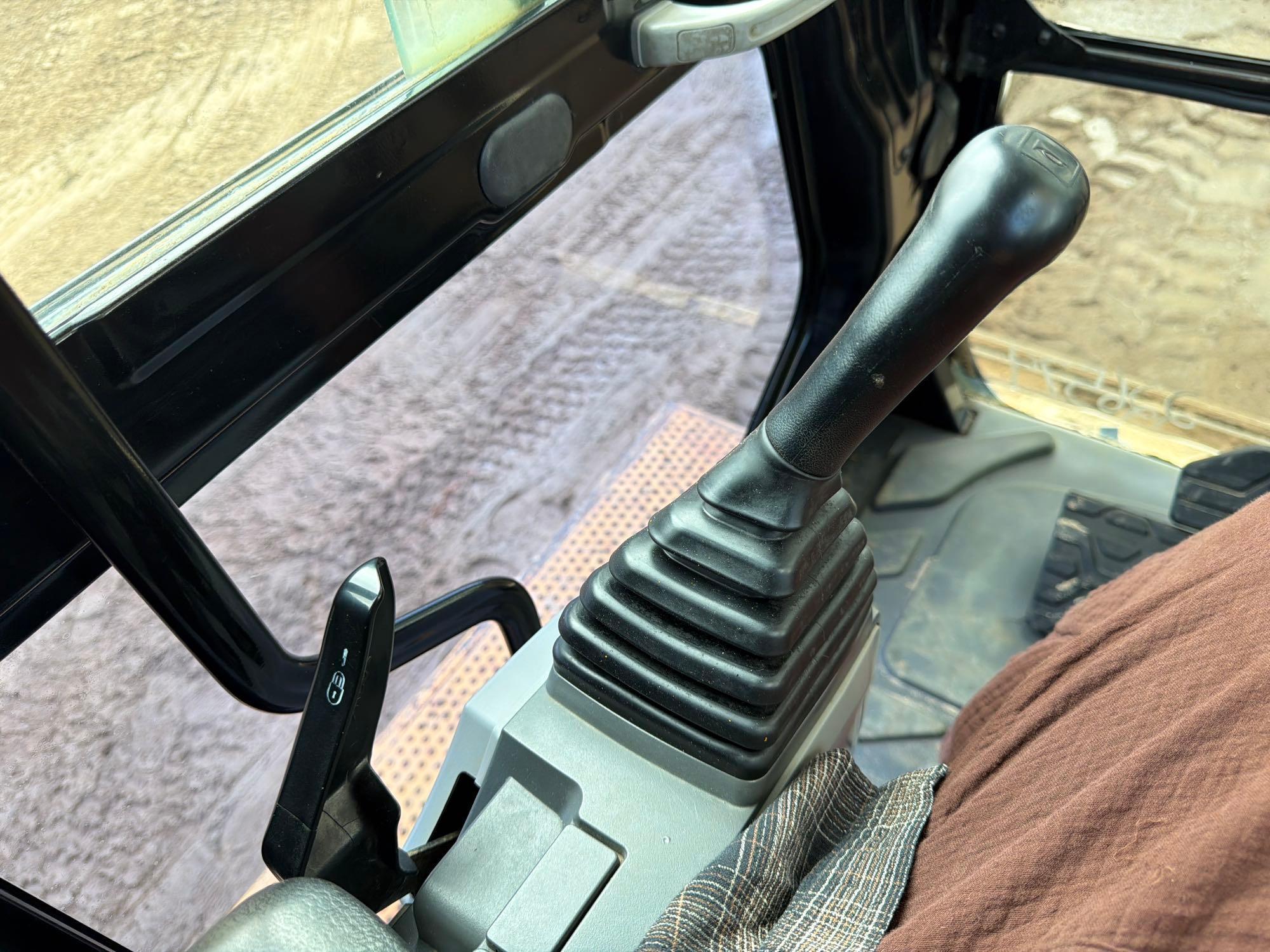 Caterpillar 320