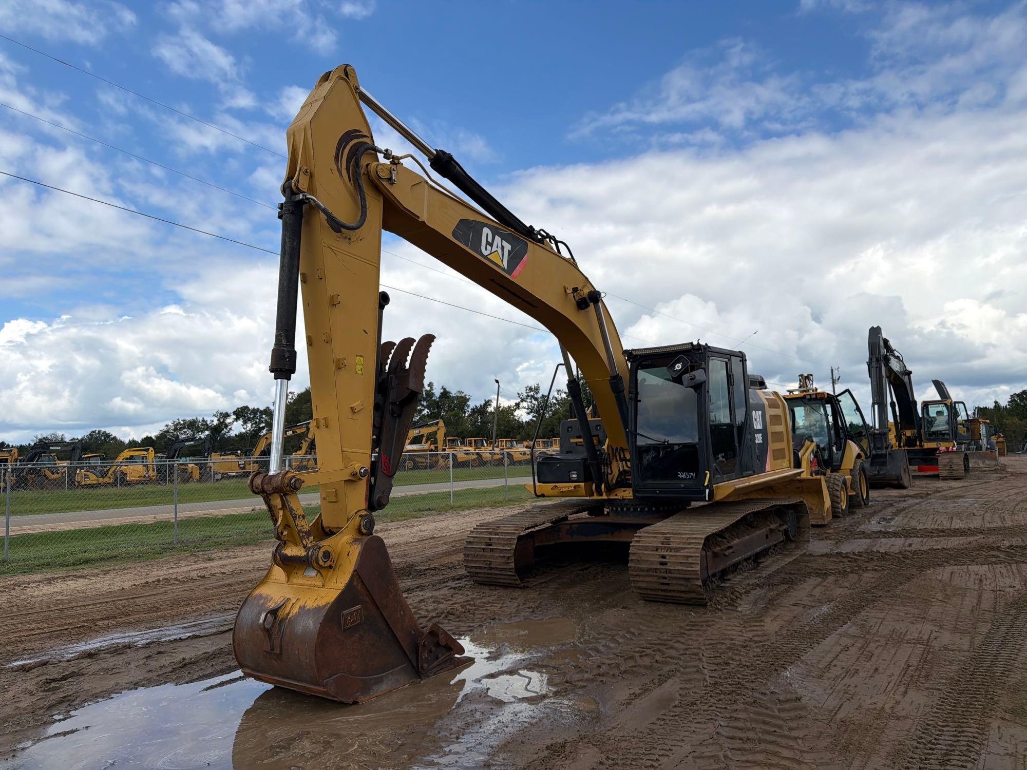 Caterpillar 320