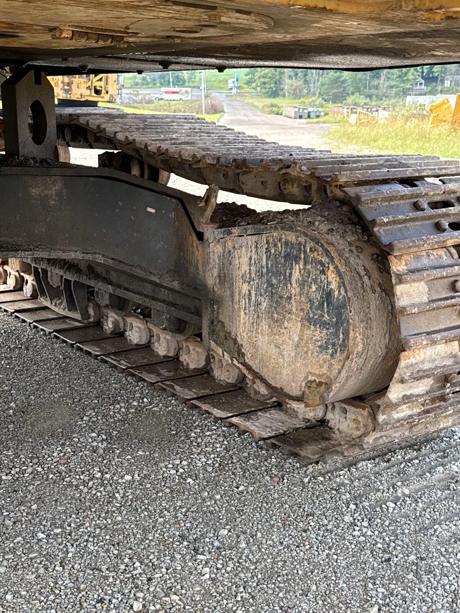 Caterpillar 325