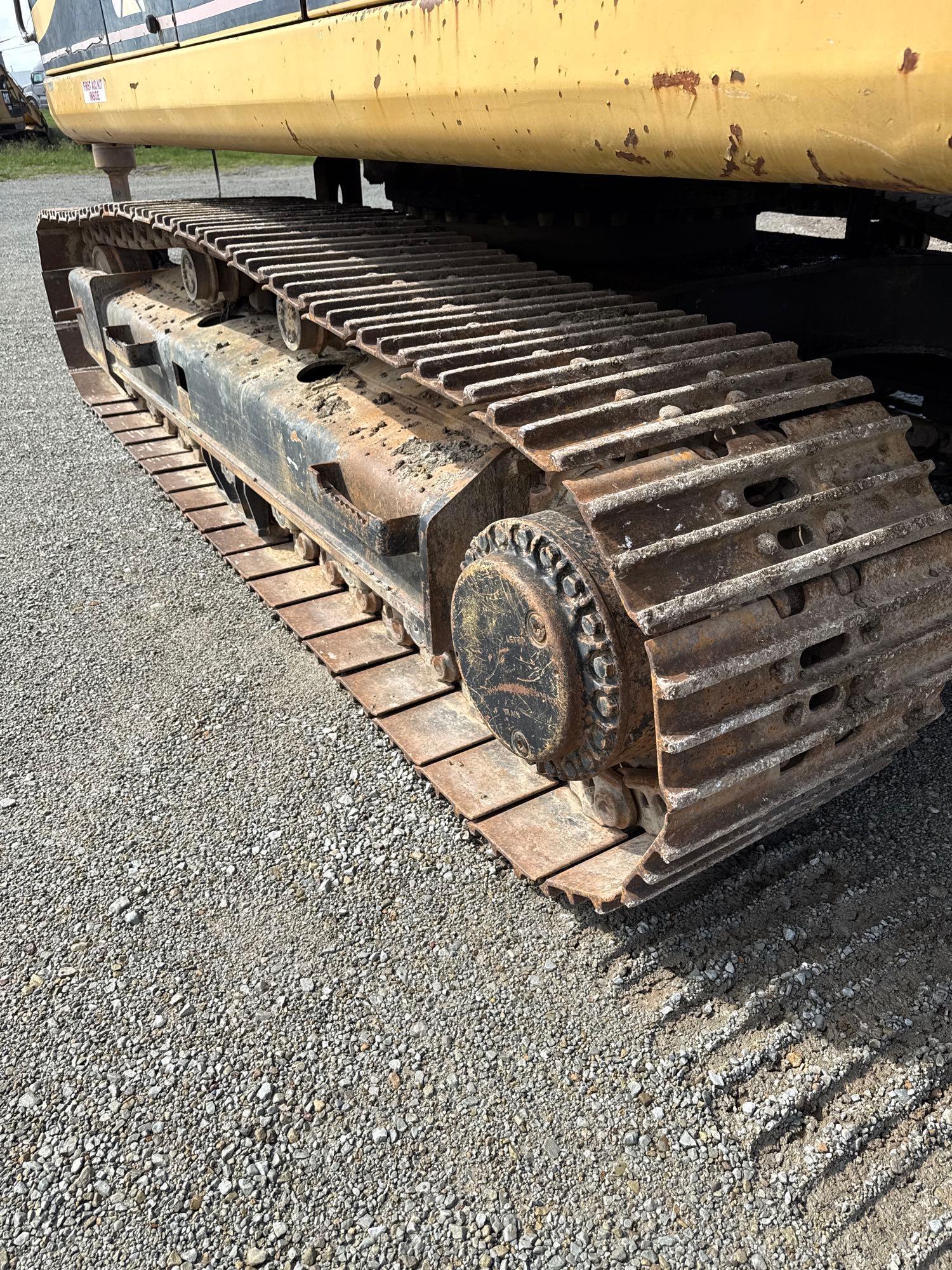 Caterpillar 325